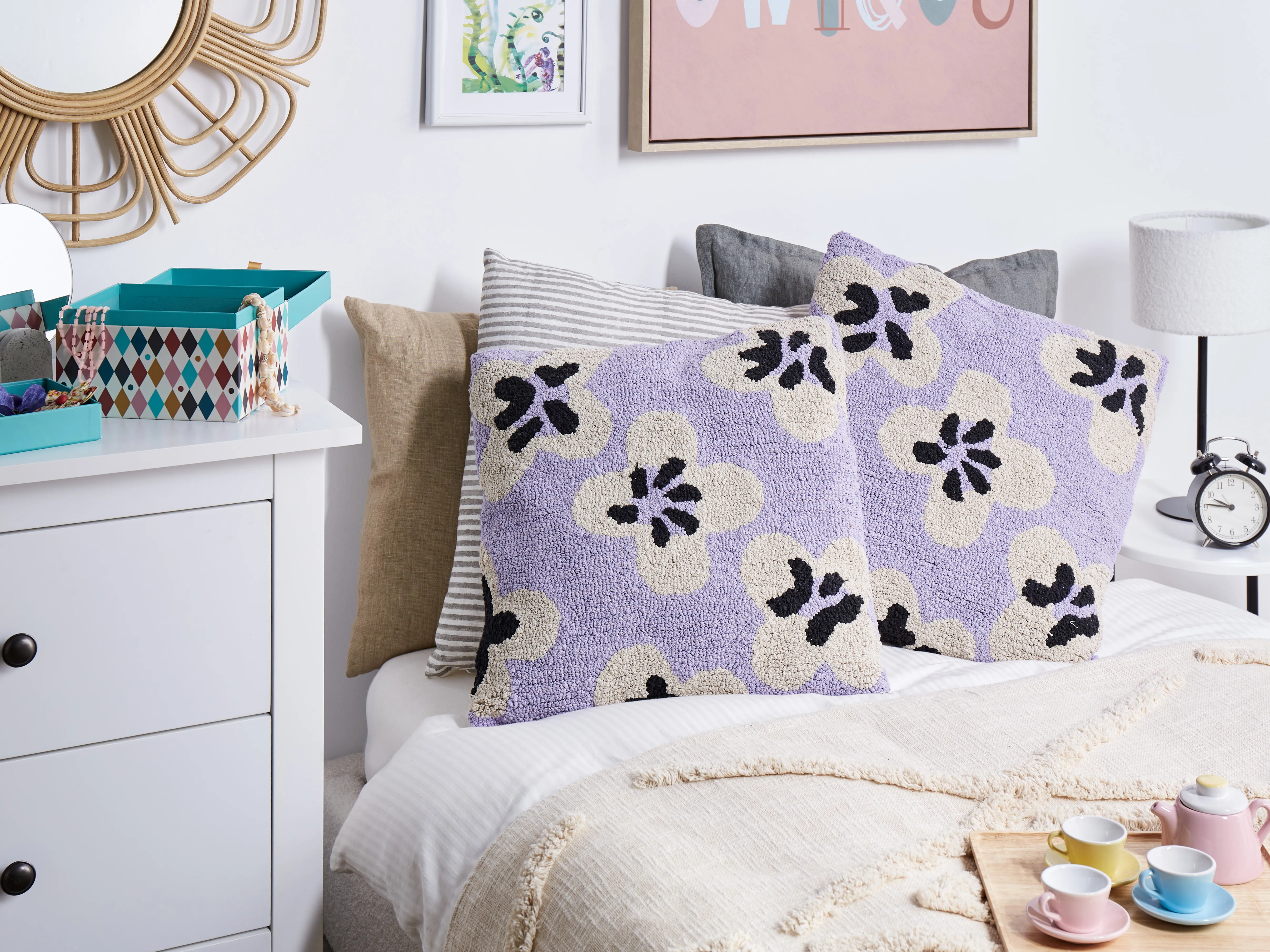 Set of 2 Decorative Cushions SOAPWORT Cotton 45 x 45 cm Purple