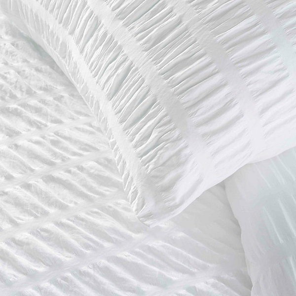 Housse de couette 240x220   2 taies plissée blanche