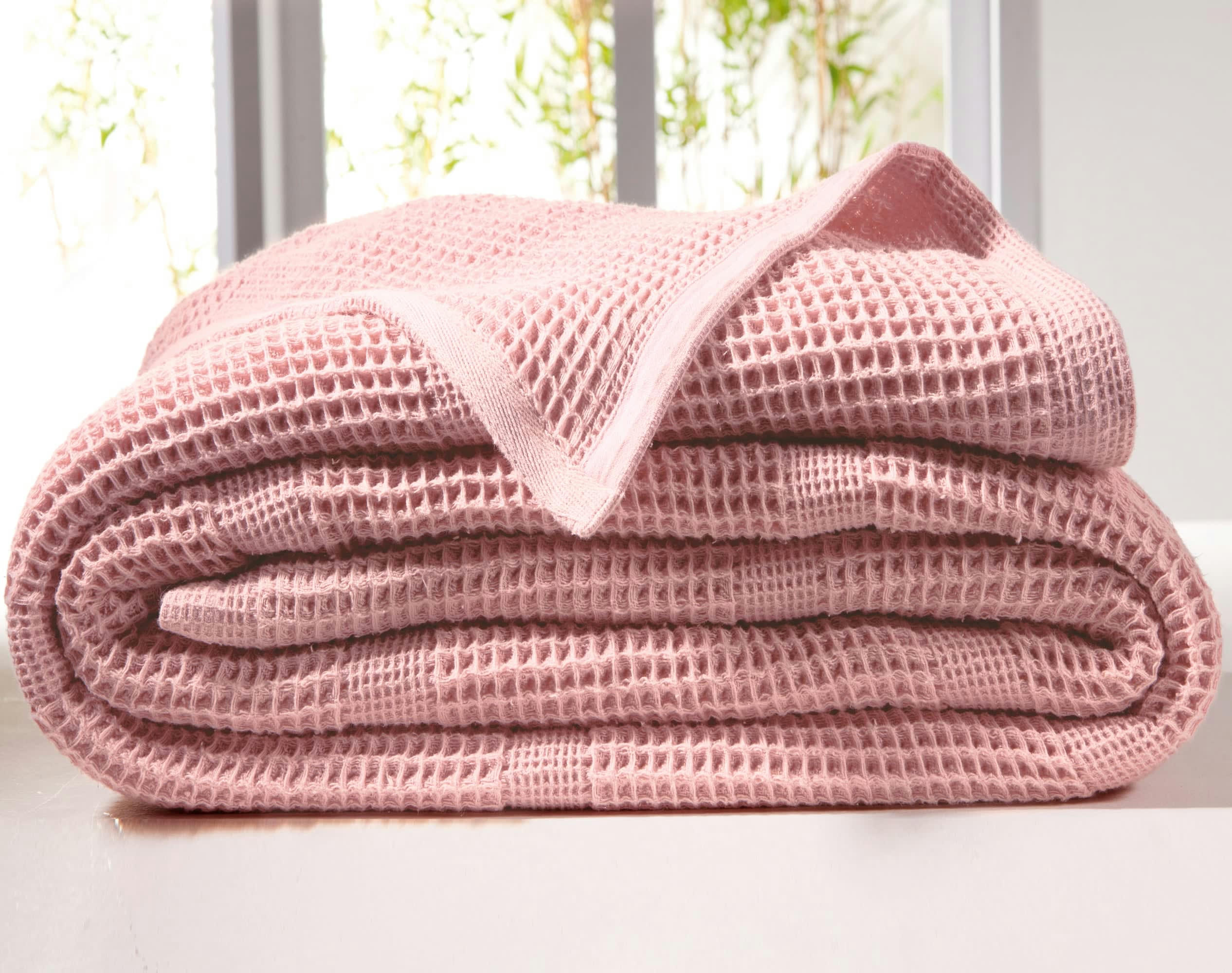 NID D'ABEILLE - Couverture légère 250x270 rose en coton 300 g/m²
