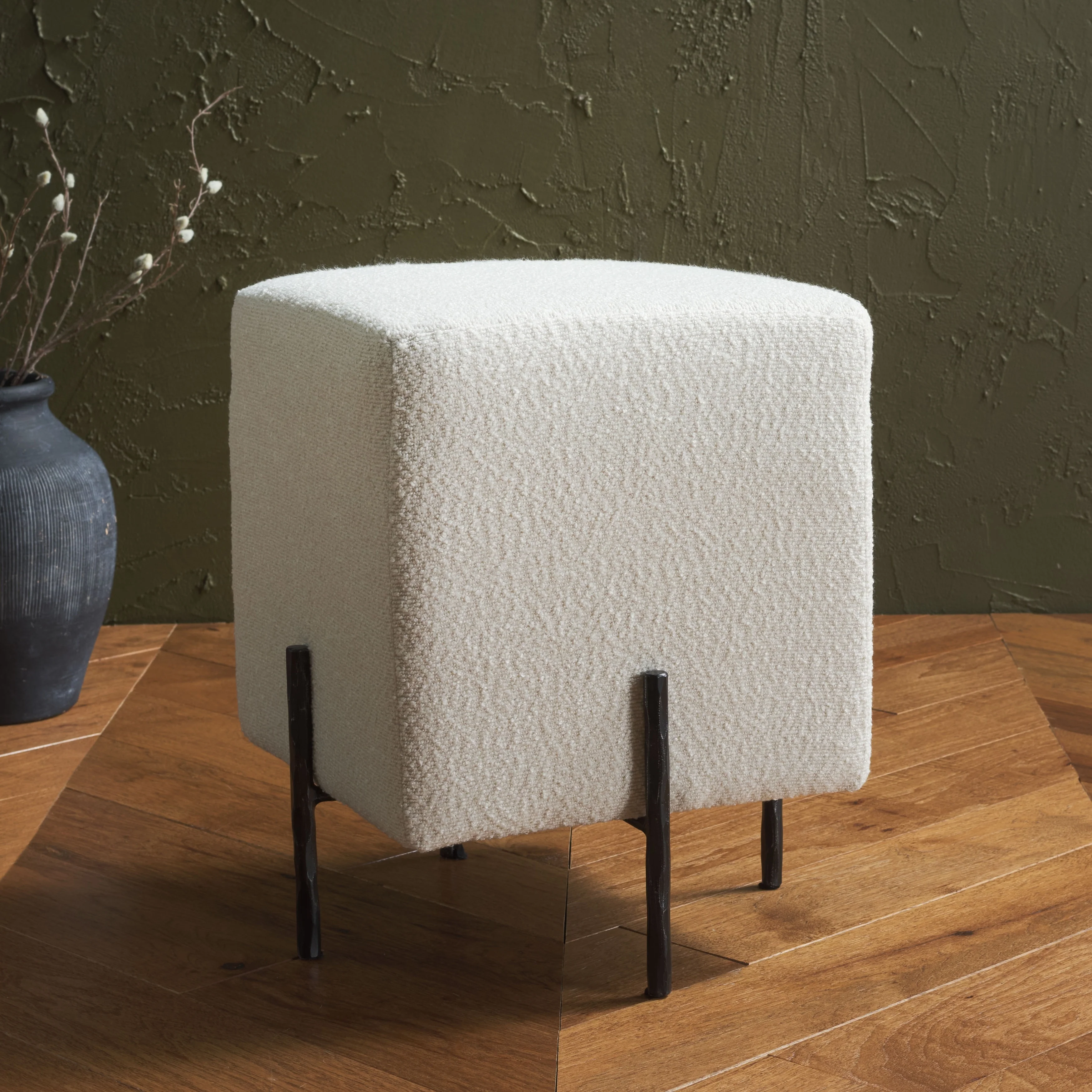 SAFAVIEH Couture Jessa Square Boucle Ottoman