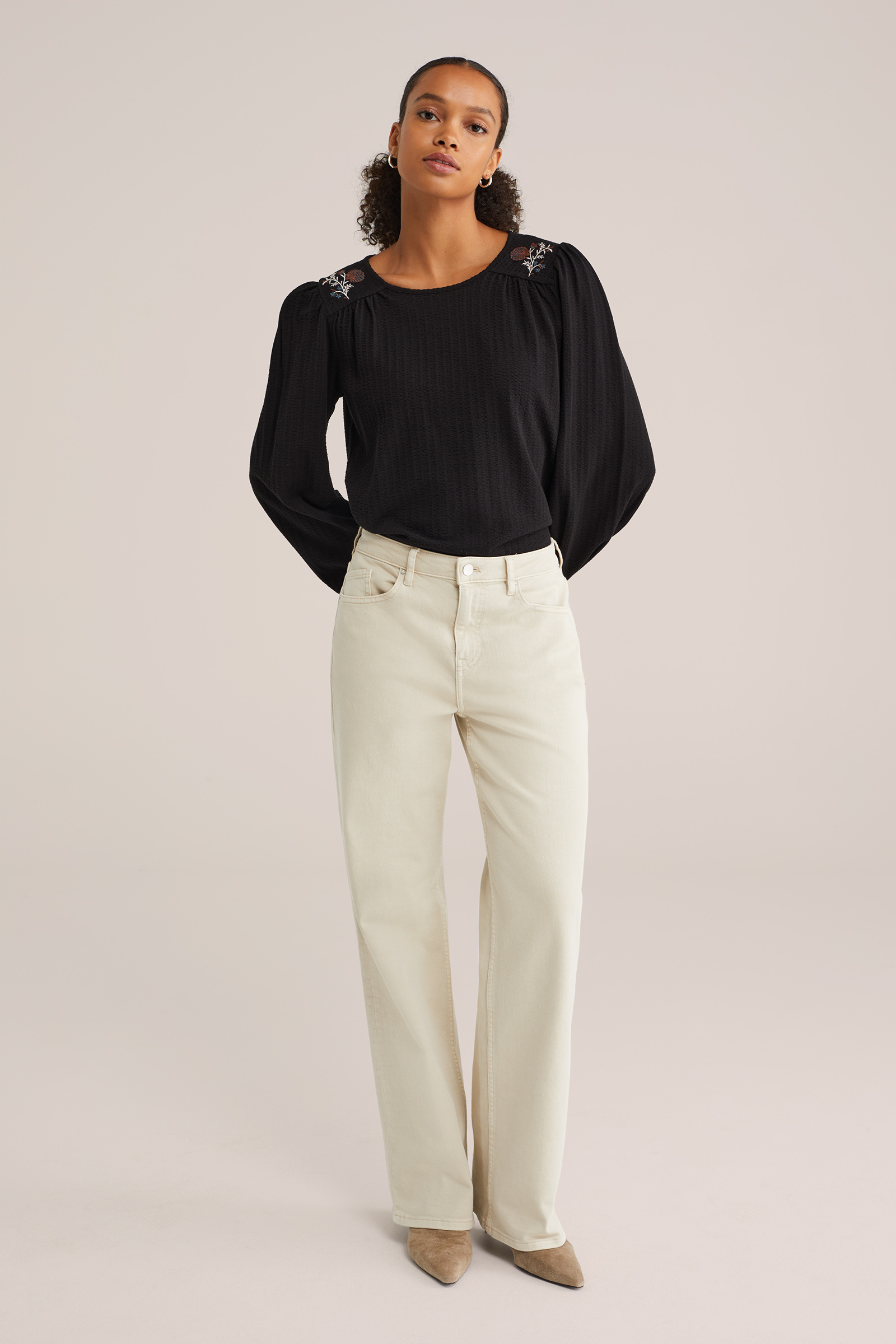 Dames seersucker blouse met embroideries