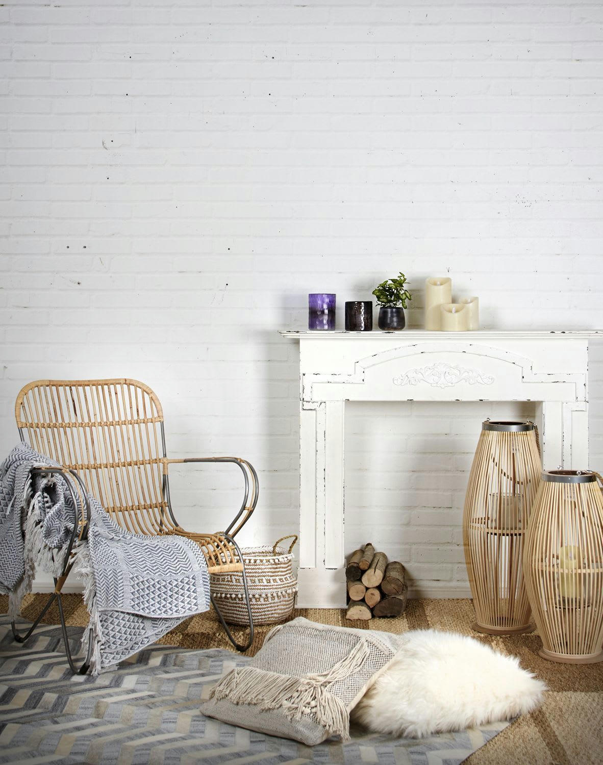 - Manteau de cheminée en bois