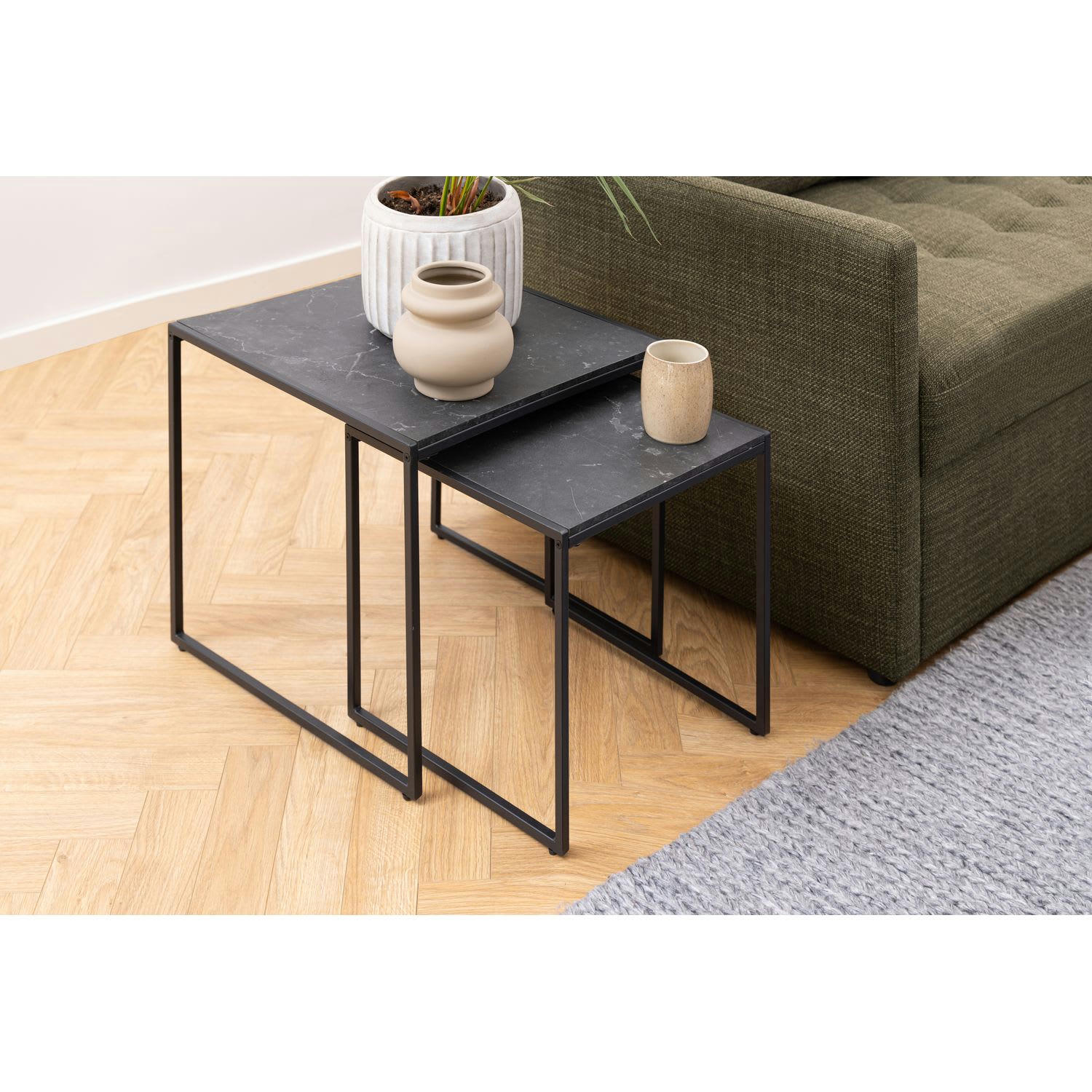 FÉLICE - Lot de 2 tables d'appoint carré encastrables en mélaminé et métal noir