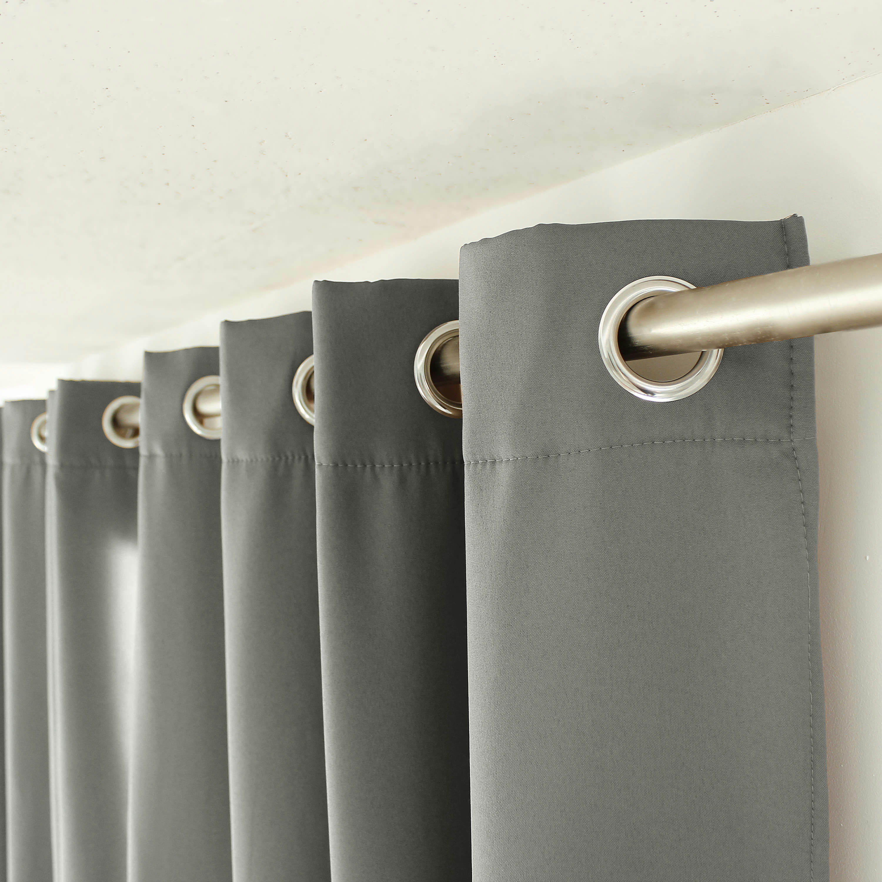 - Rideau thermique et occultant gris 140x240cm