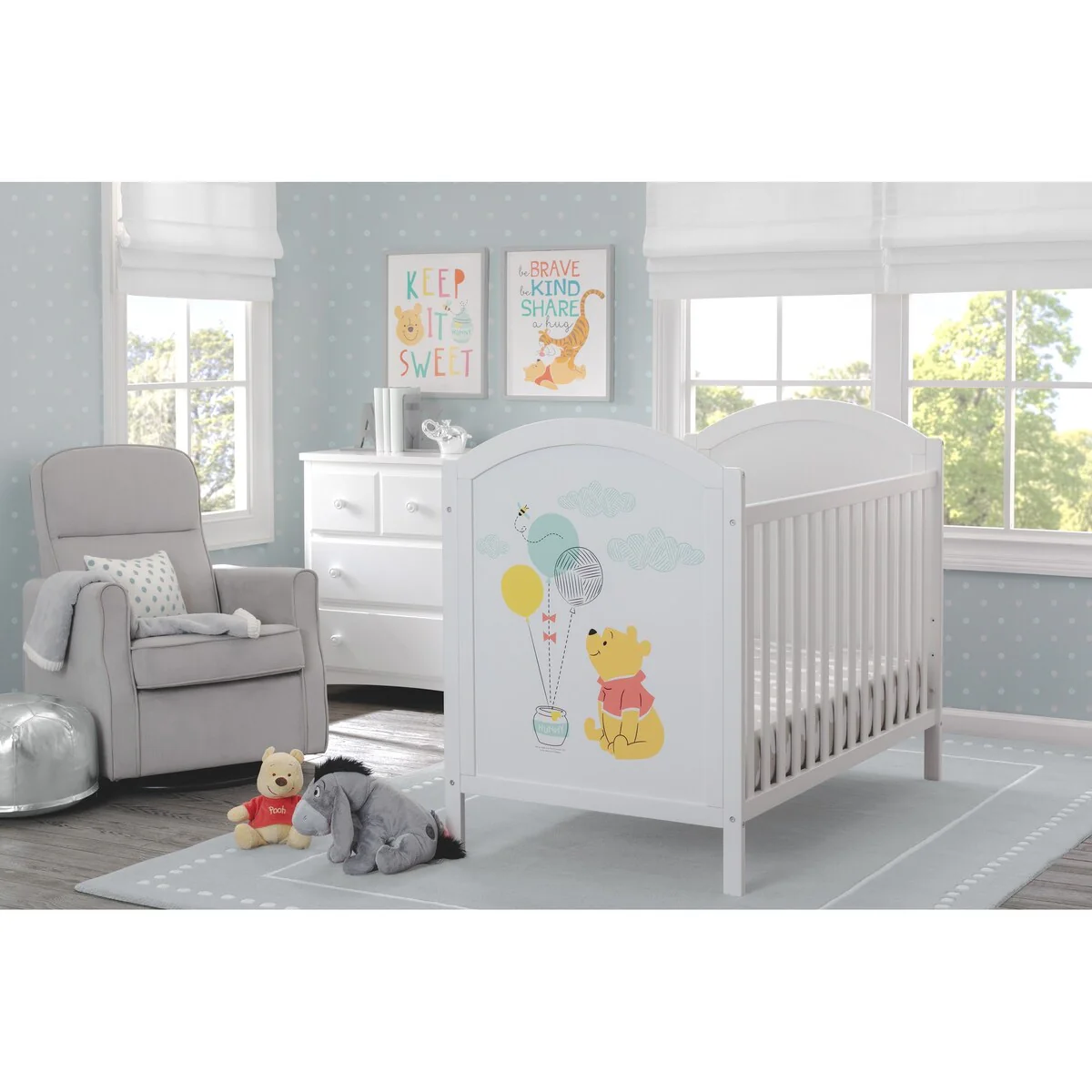 Disney Winnie The Pooh 4-in-1 Convertible Crib by Delta Children