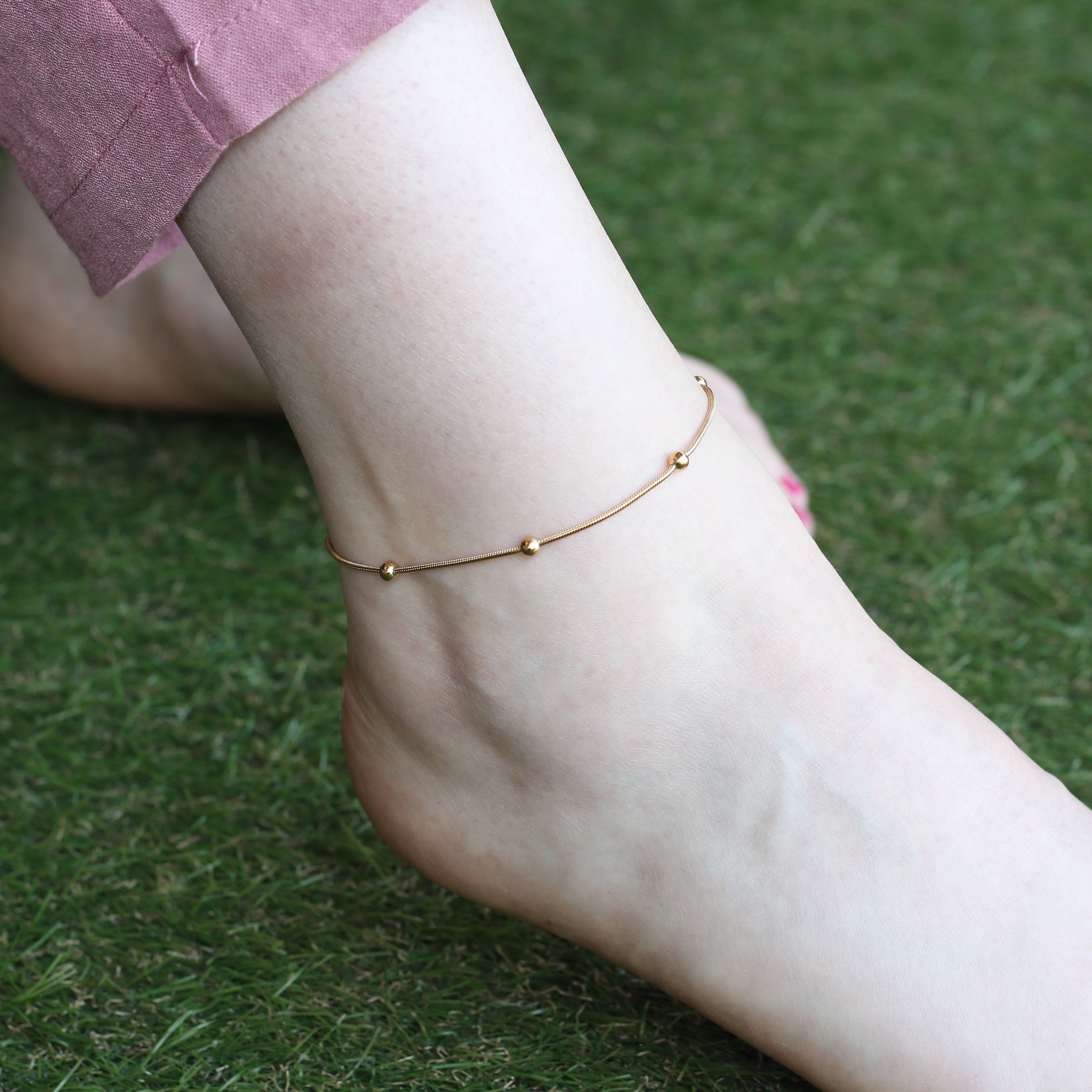 The Colourful Aura Brass Beaded Round Ball Minimalist Boho Slim Foot Payal Anklet