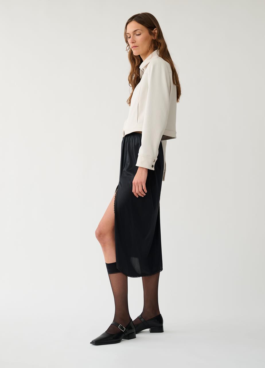 Eida Pumps