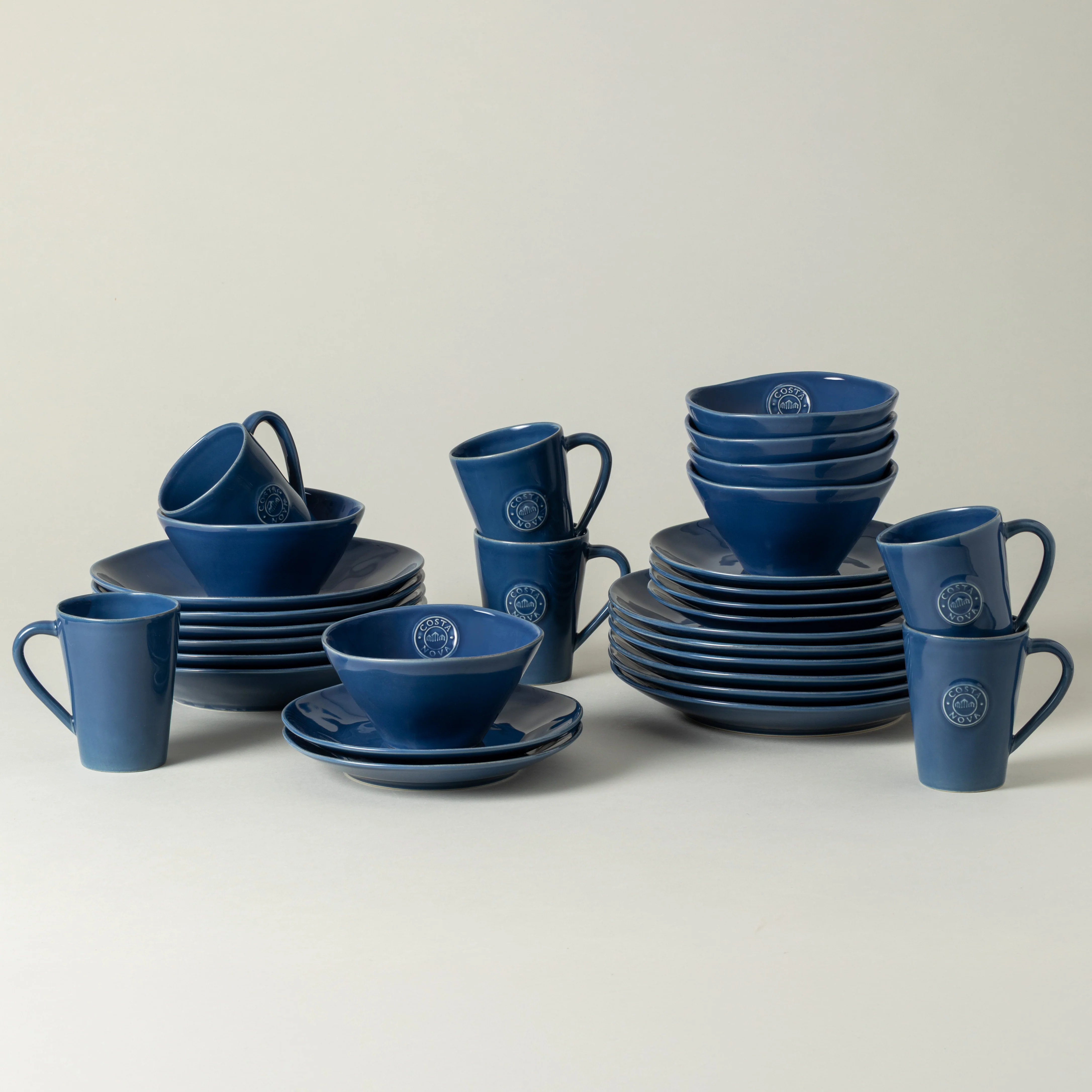 30-Piece Dinnerware Set with Mug Nova