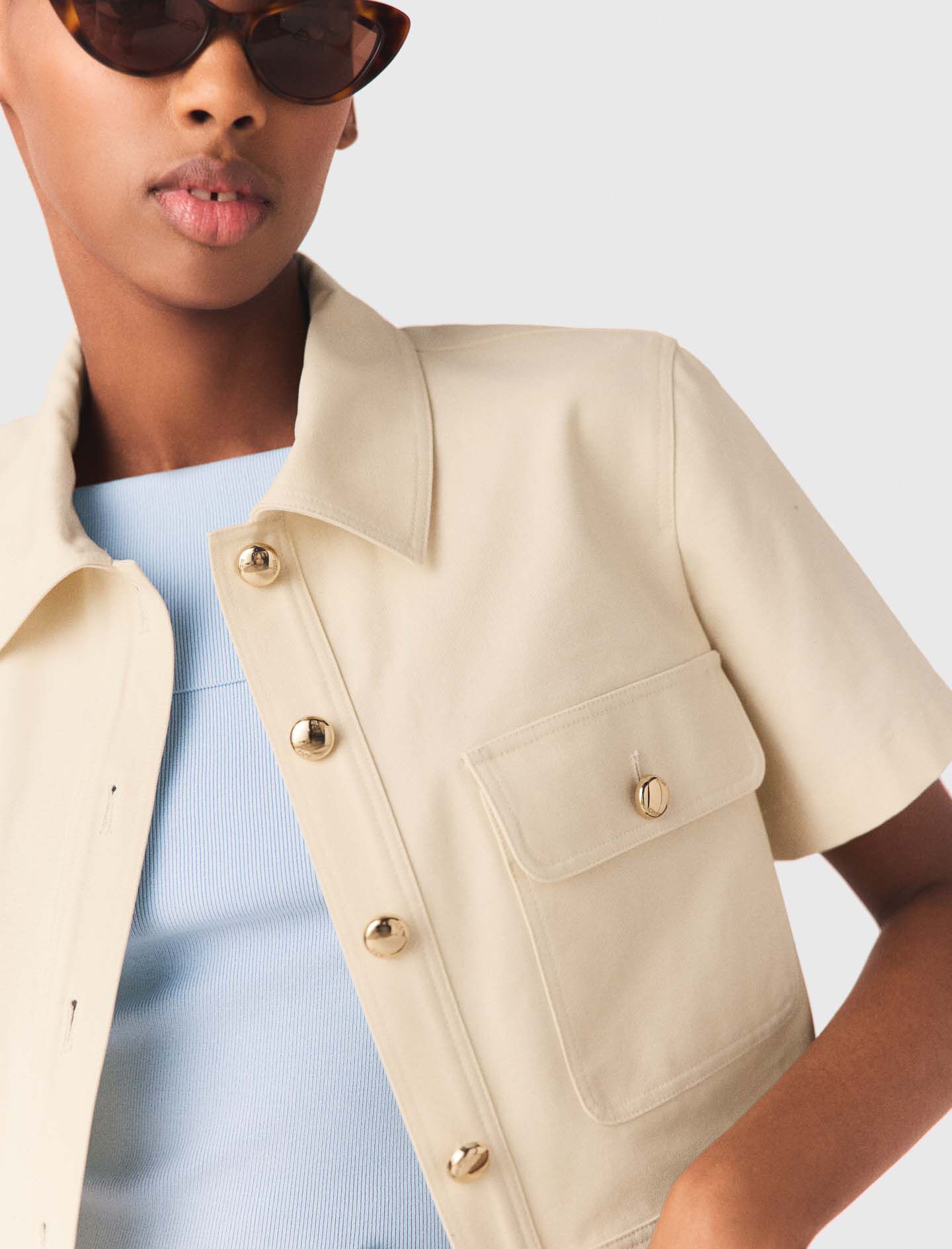 Veste courte à manches courtes