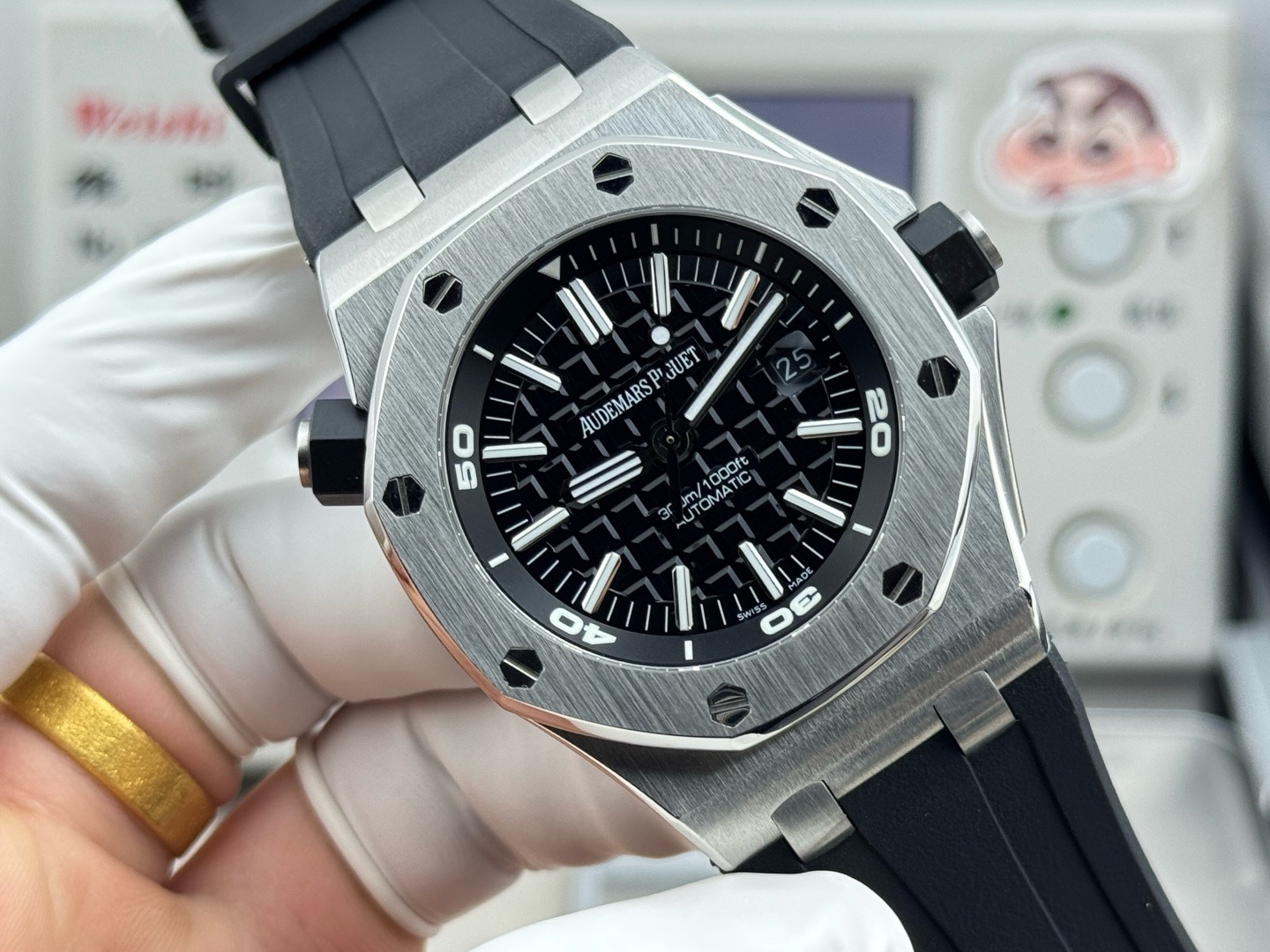 Audemars Piguet Royal Oak Offshore Diver Stainless Steel Black Dial Watch -18