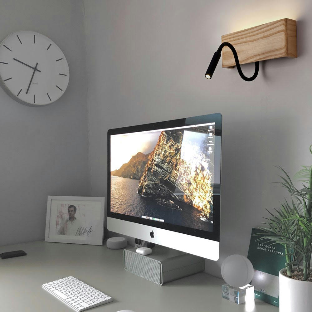 RAVEL - Applique murale noire horizontale en bois rustique avec spot réglable