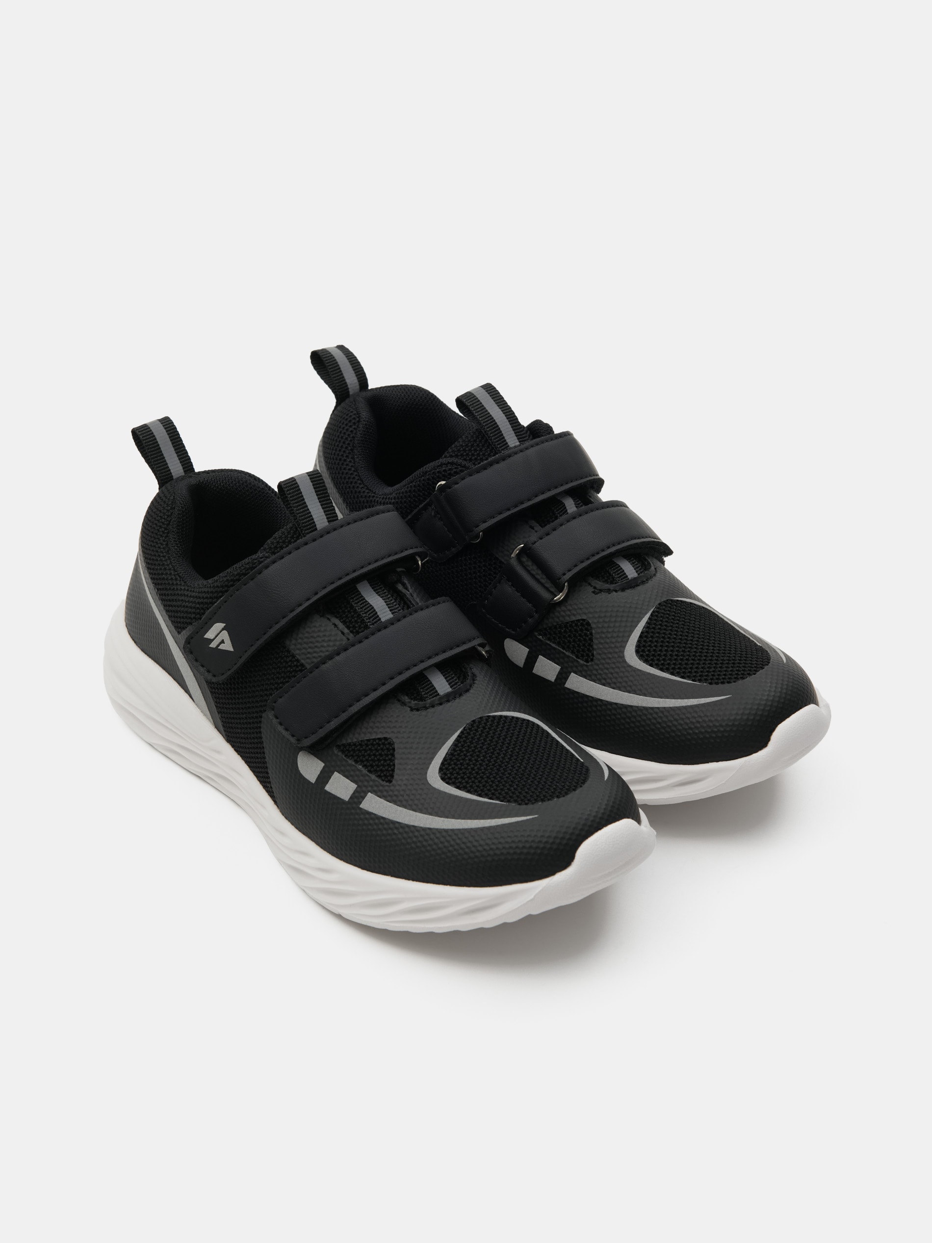Sportowe sneakersy na rzep z siateczką i elementami odblaskowymi Active