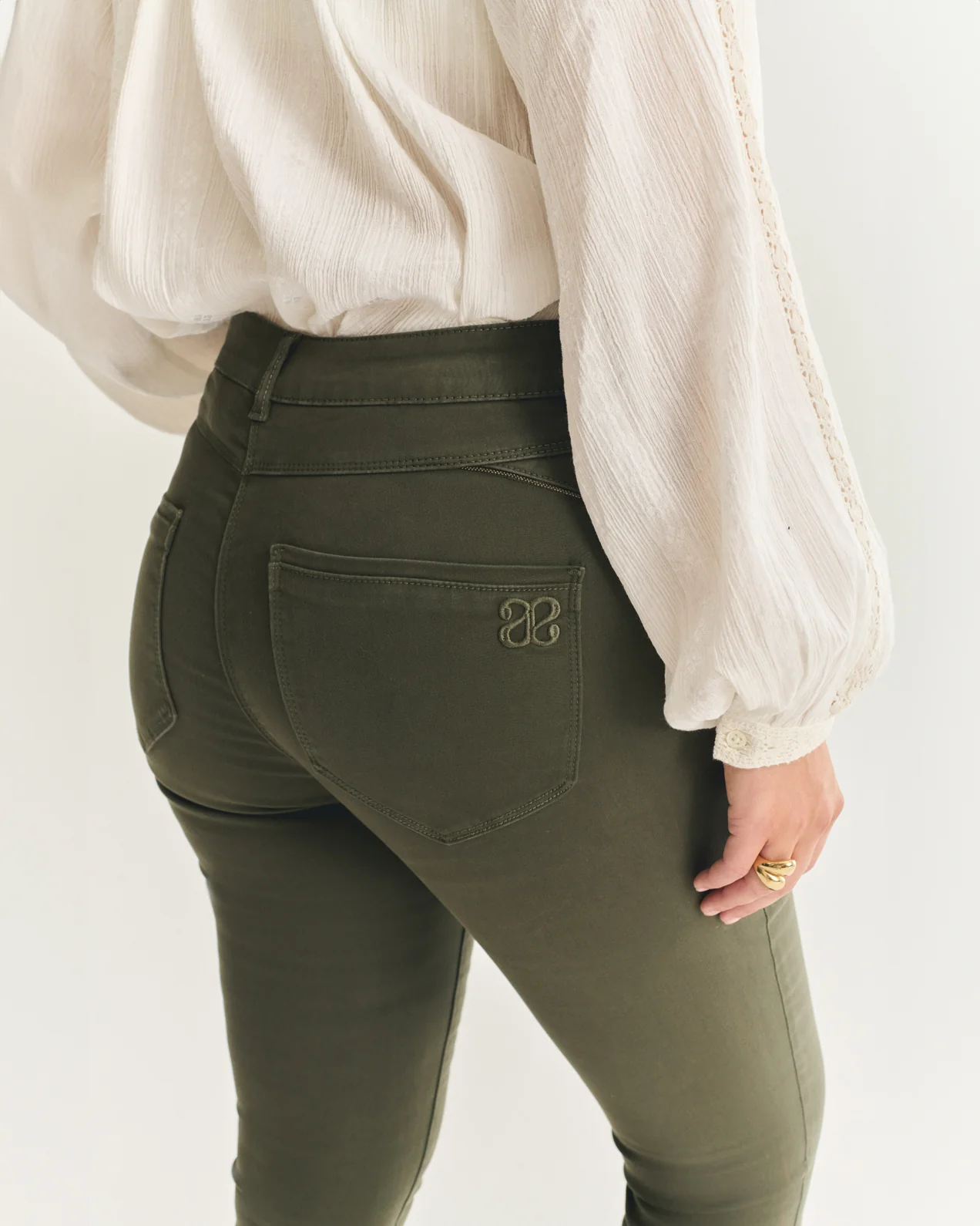 Pantalon Lars
