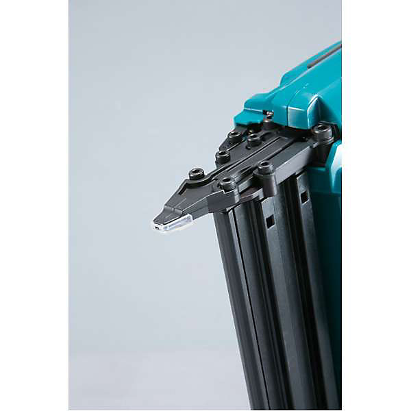 agrafeuse / cloueuse électrique MAKITADBN 500 Z 6 Ah 18.0 V sans fil