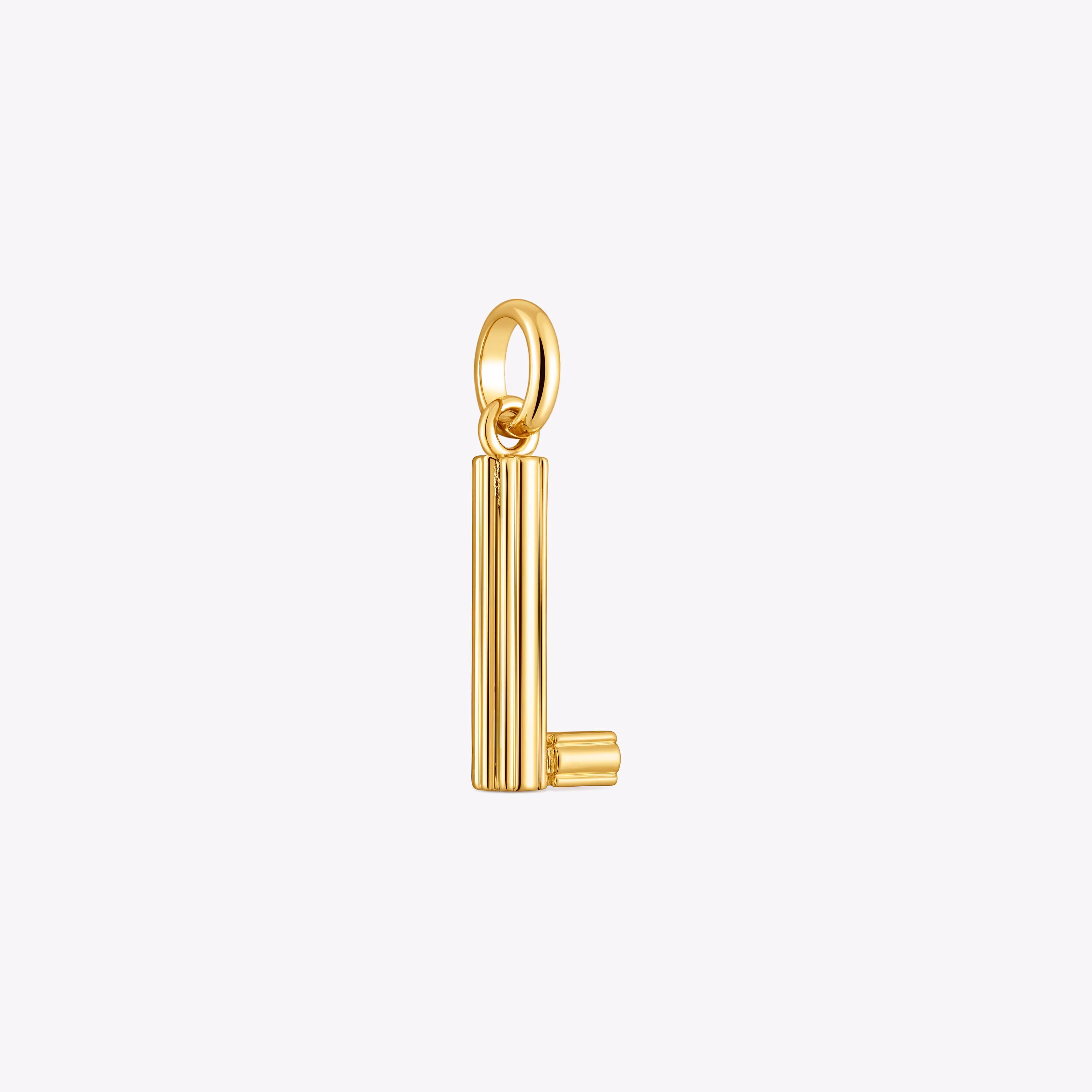 Colgante mediano letra L con baño de oro 18 kt sobre plata Alphabet