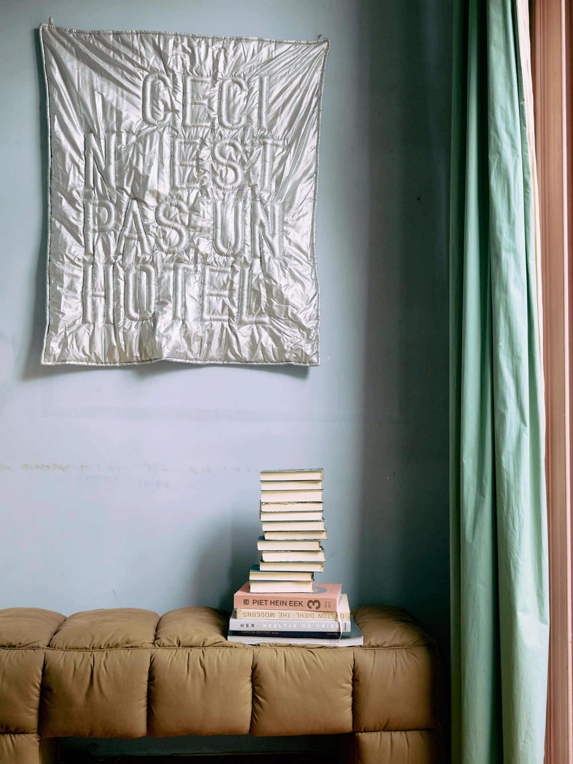 Wandbild Ceci N'est Pas Un H?tel