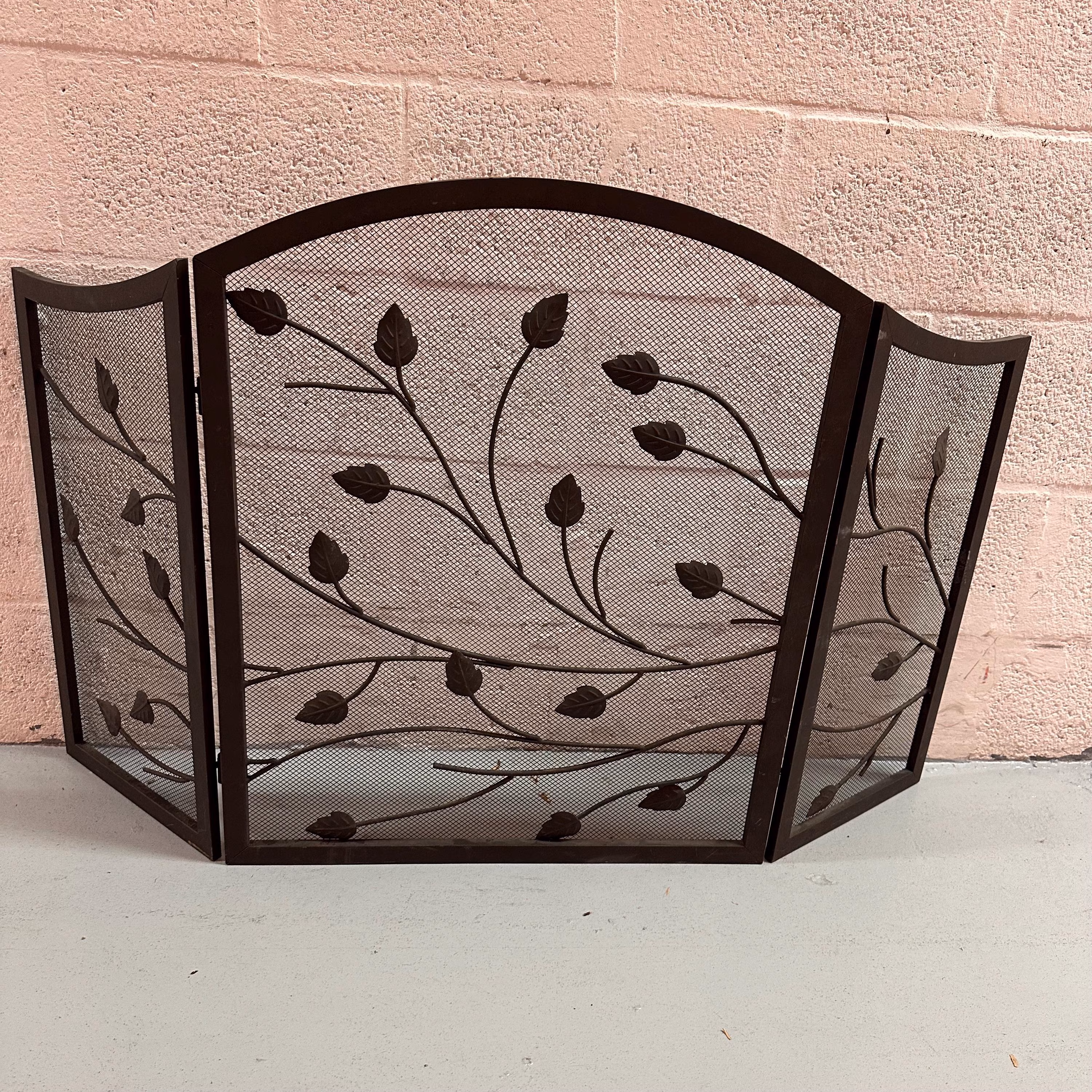 Vintage Wrought Iron 3 Panel Fireplace Screen Leaf Vine Mesh Fire Guard