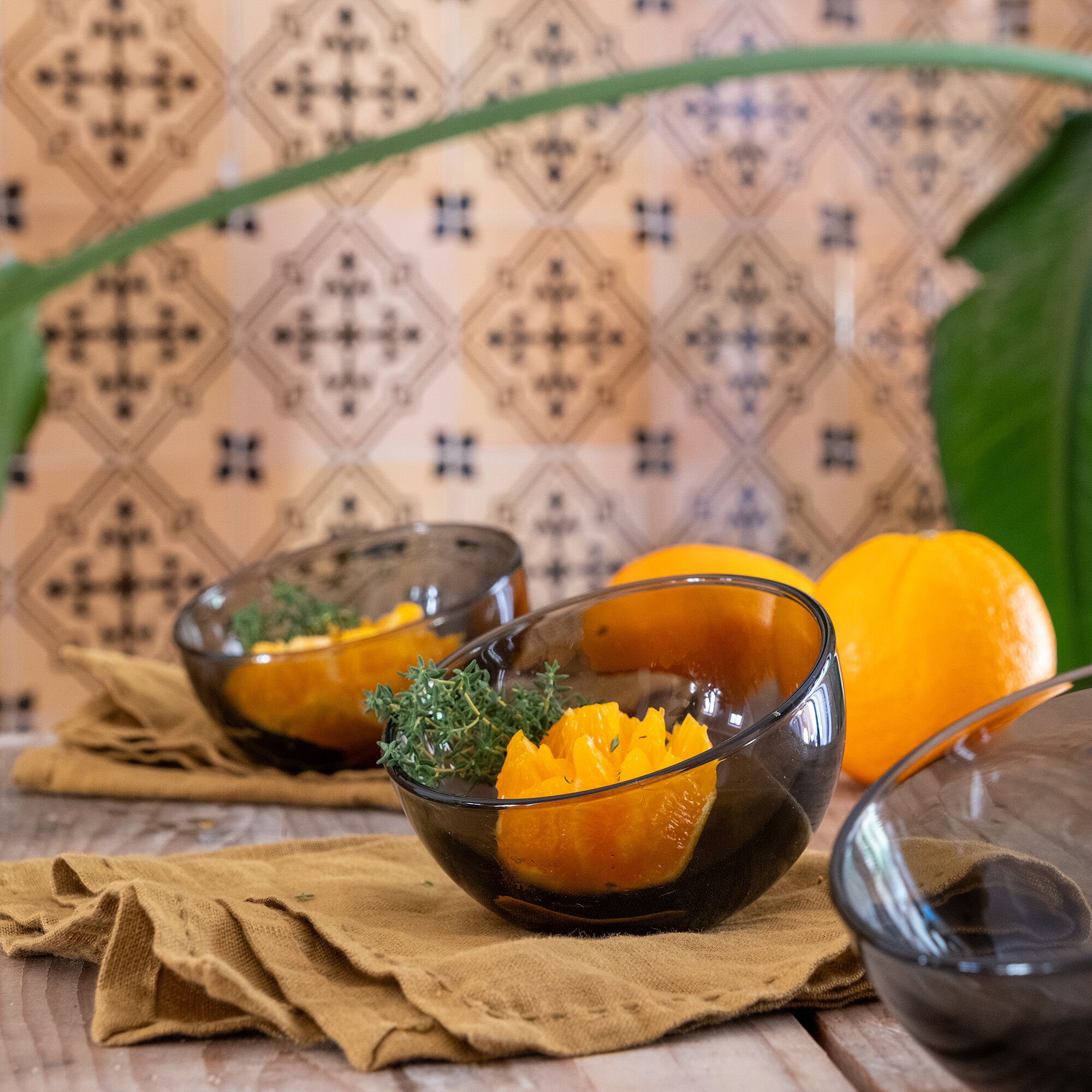 BUBBLE - Coupelle à dessert en verre fumé D11cm - gris