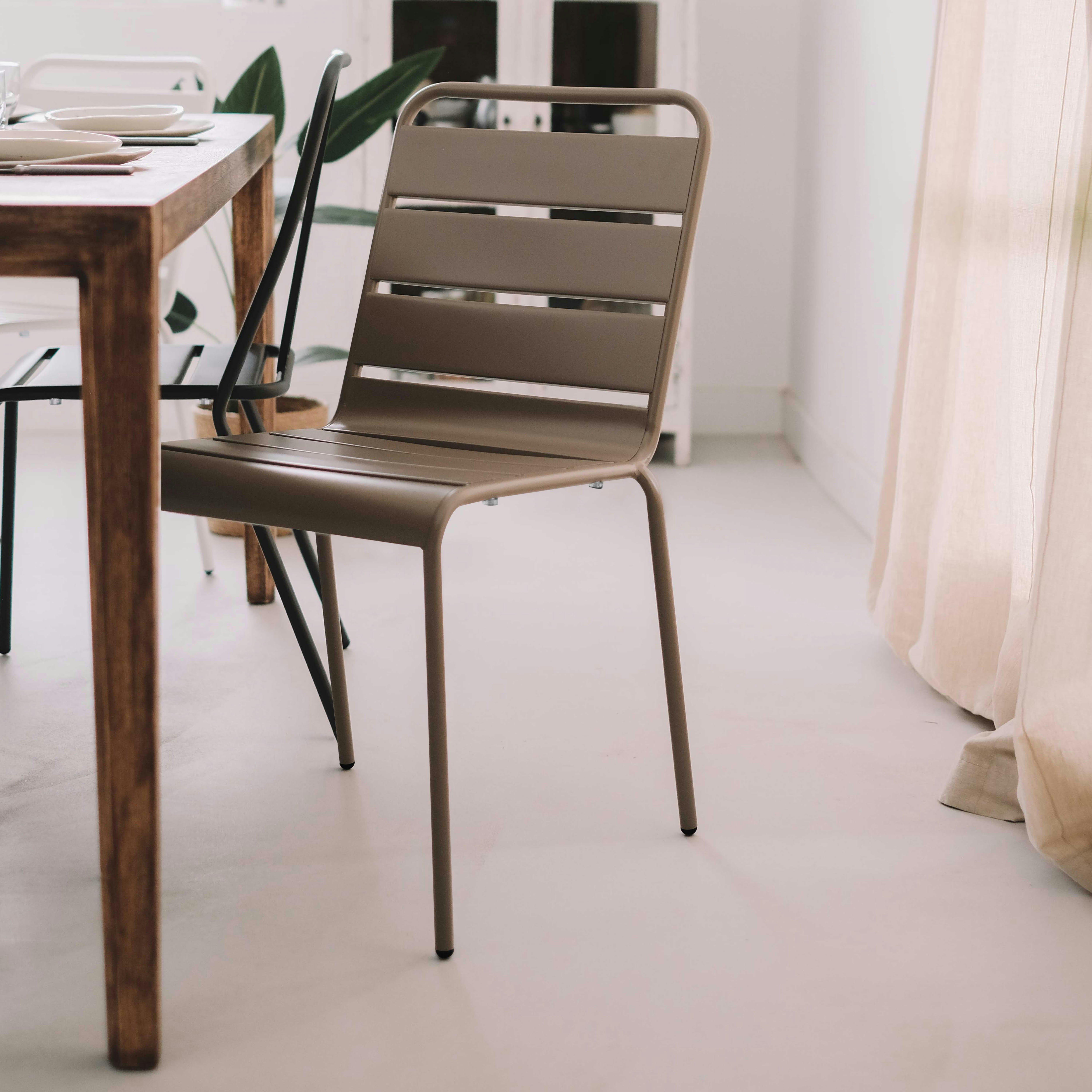 PALAVAS - Chaise en métal taupe