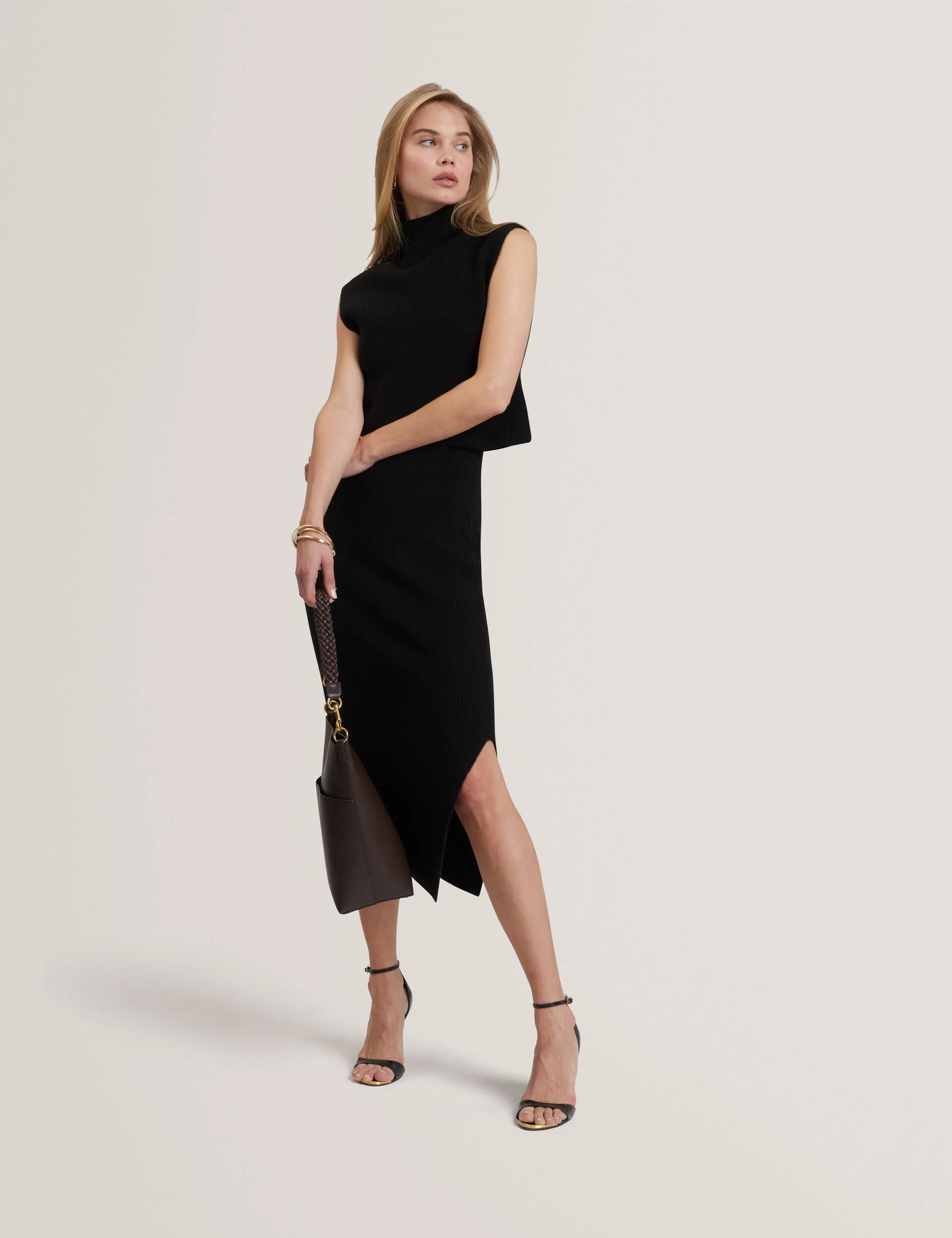 CEYLONA | BLACK