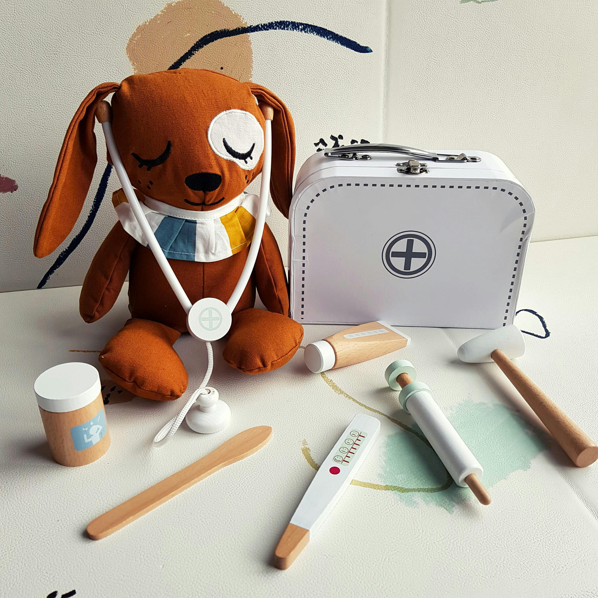 - Mallette de docteur blanche