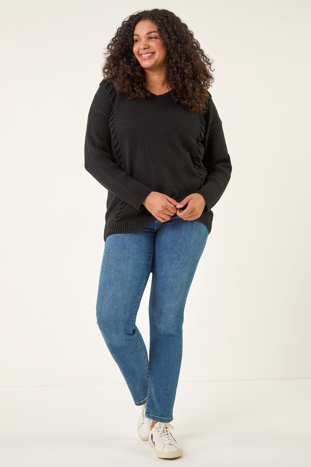 Roman Curve Stitch V-Neck Knit Jumper