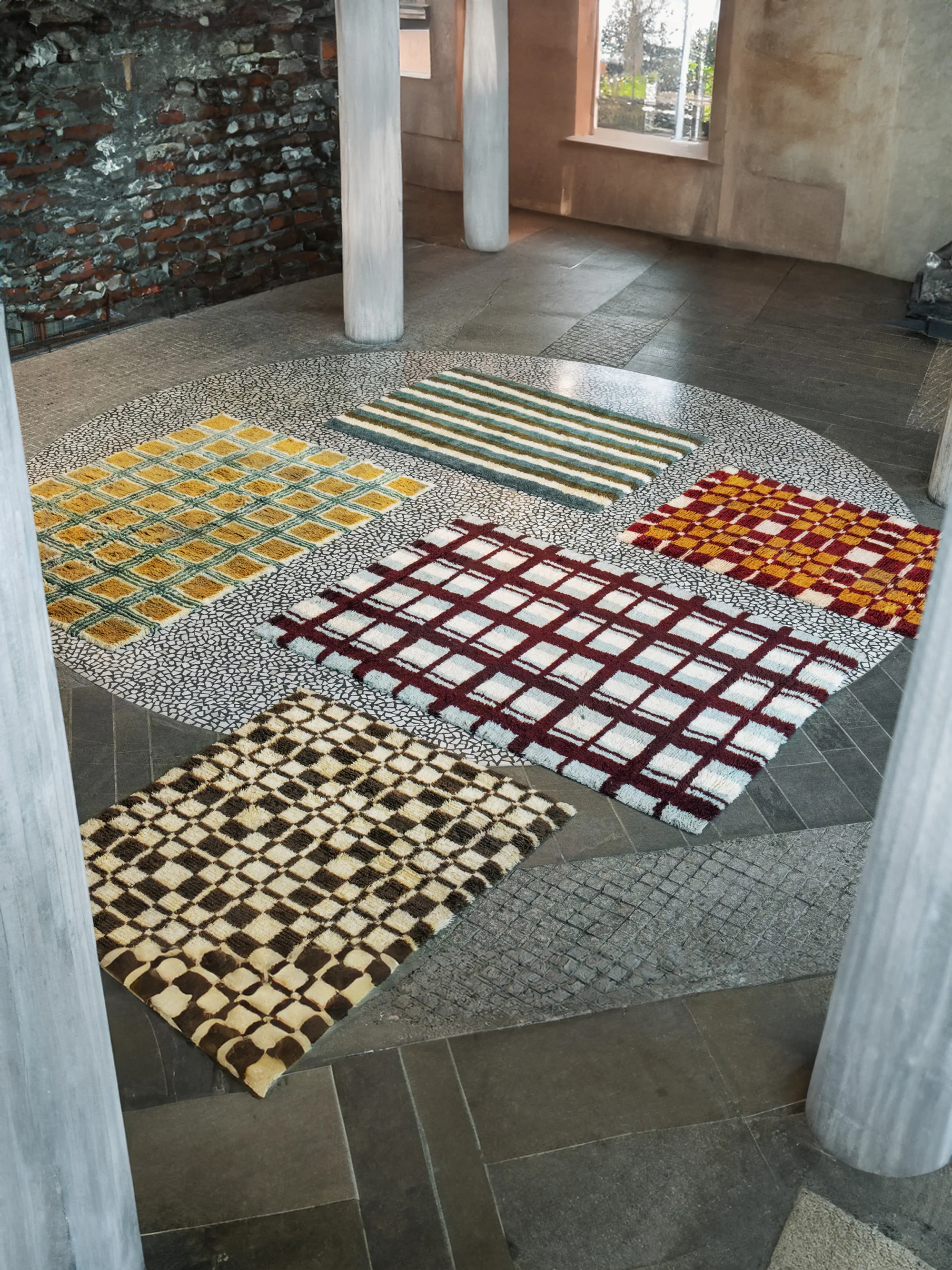 Handgewebter Hochflor-Wollteppich Arbor