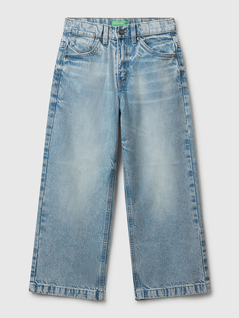 Loose fit jeans