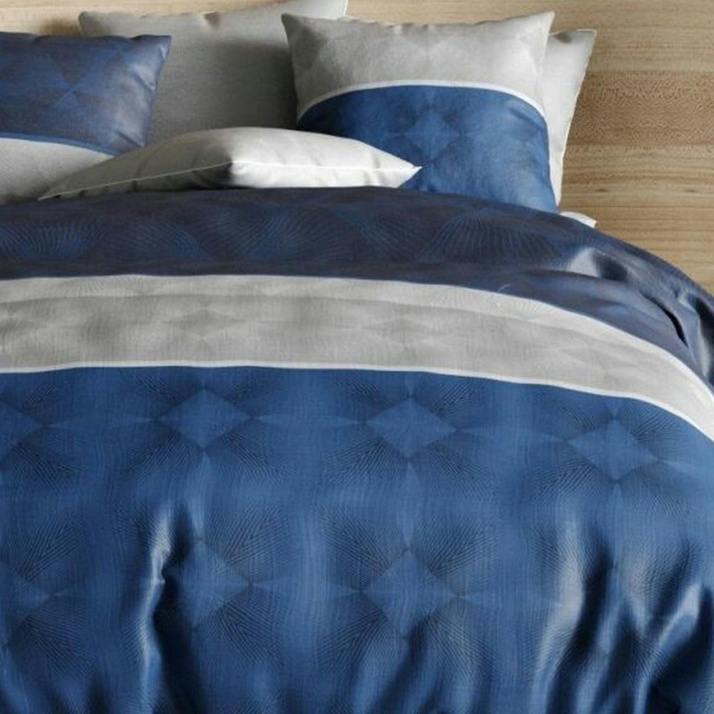 - Parure de lit 2 places coton à motif 240x260 cm