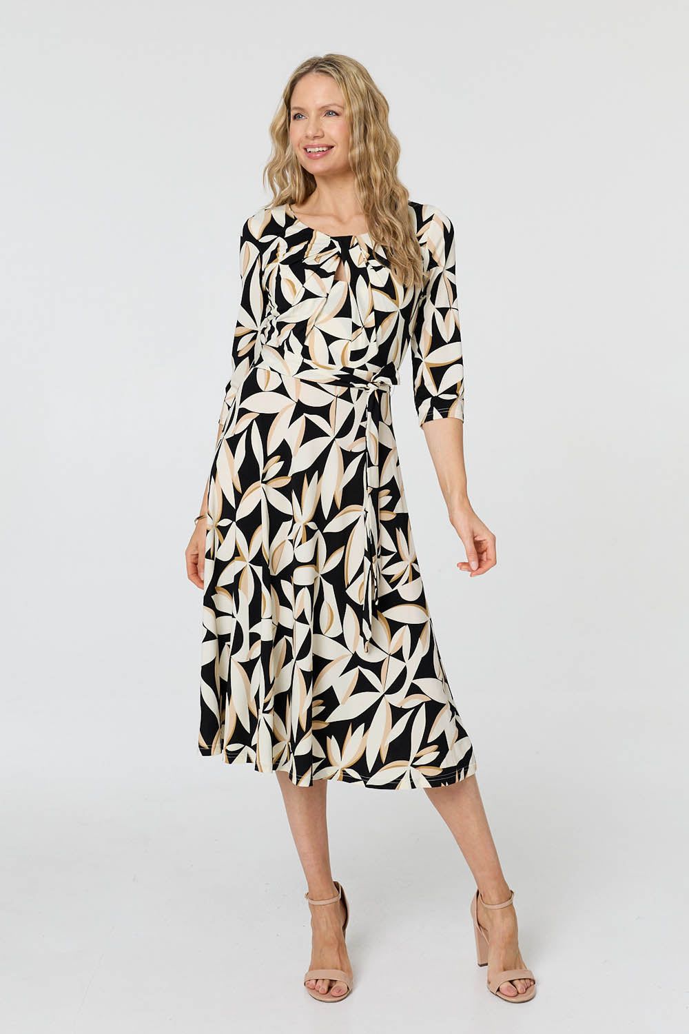 Izabel London Leaf Print 3/4 Sleeve Midi Tie Dress