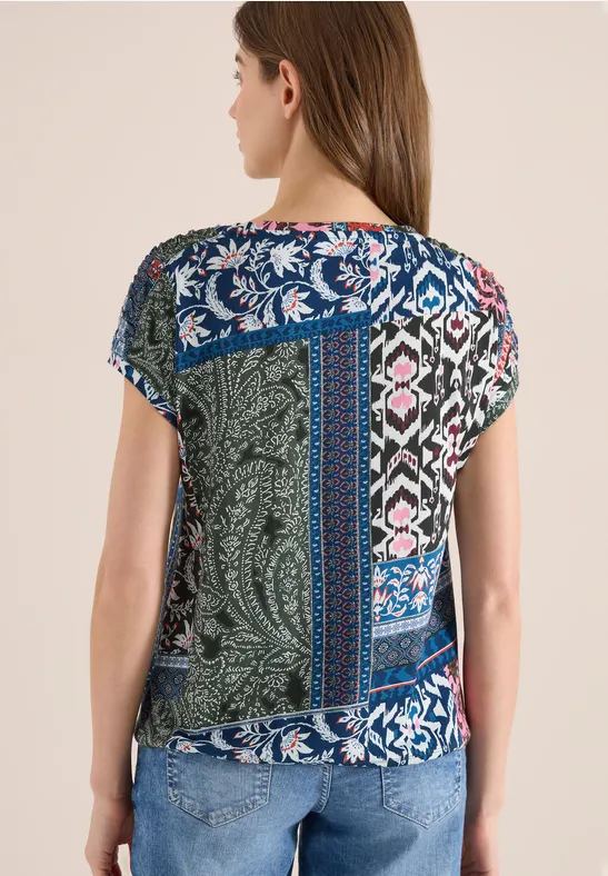 Shirt mit Boat Neck und Patchwork-Print