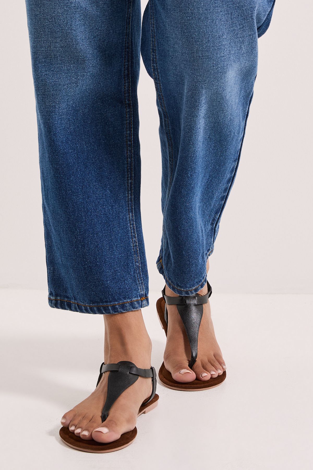 Dorothy Perkins Florentina Real Leather Toe Post Flat Sandals