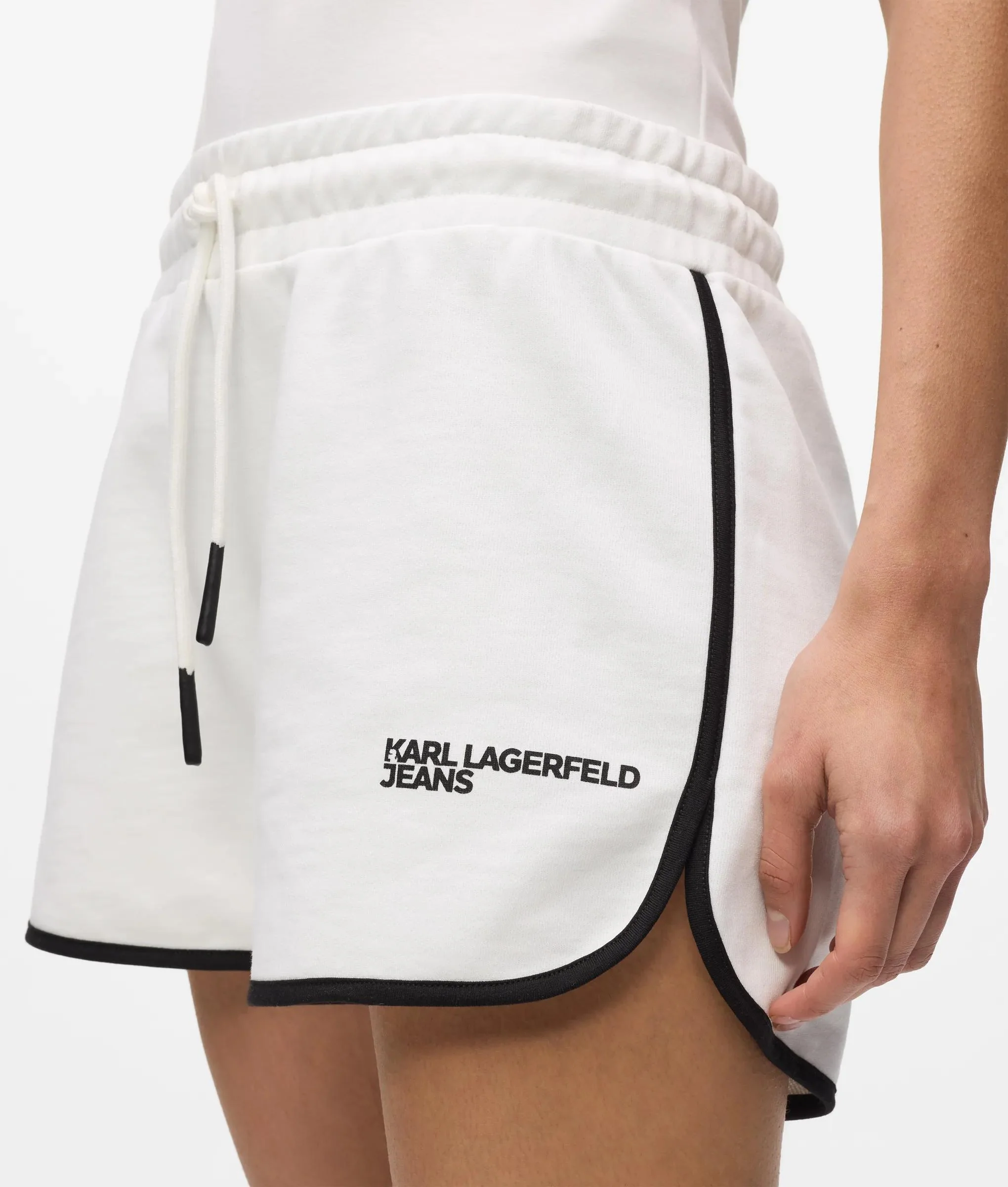 Short en sweat avec logo