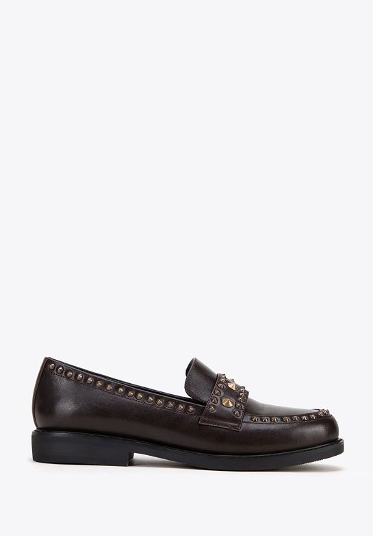 Damskie loafersy skórzane z ozdobnymi nitami brązowe