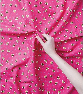 Bees Quilt Cotton Fabric by Quilter's Showcase