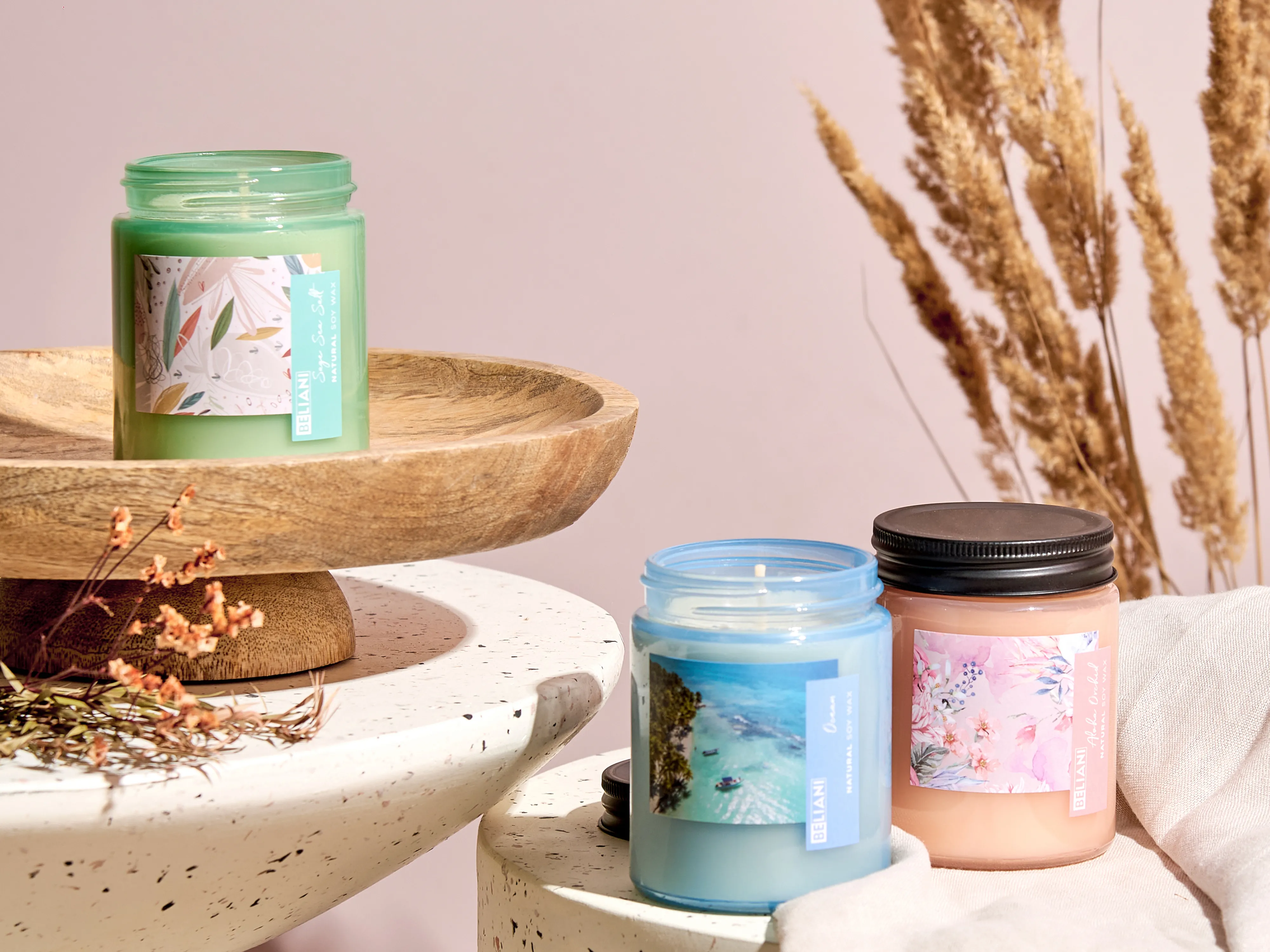 Set of 3 Scented Candles FRUITY BLOOM Soy Wax Fresh Notes Floral Notes