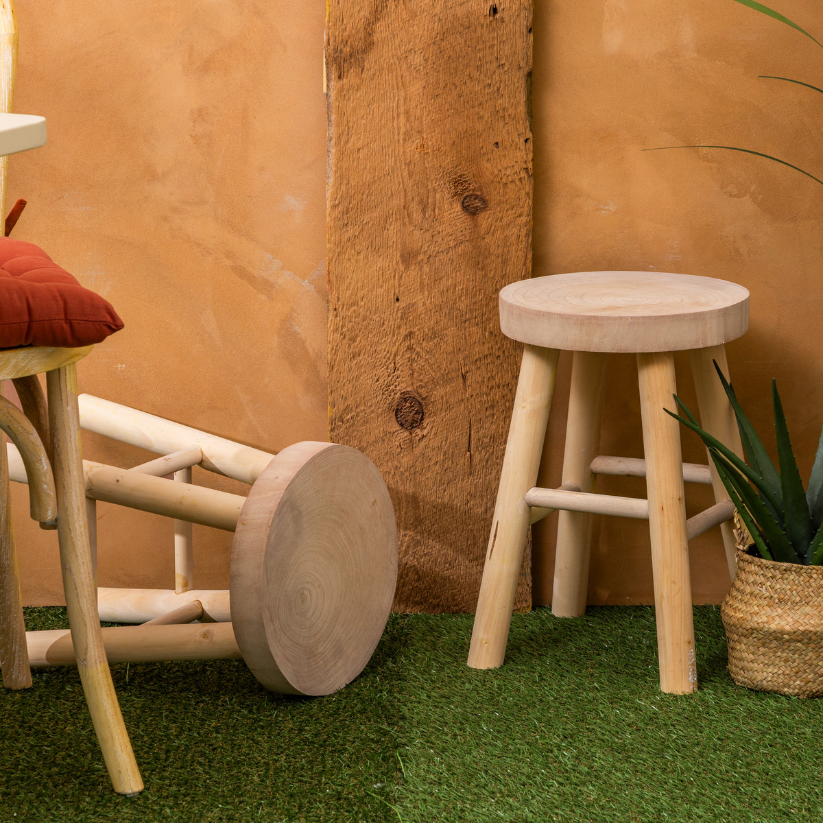 Stool "Nyar" Paulownia, Beige, D.28x41 cm