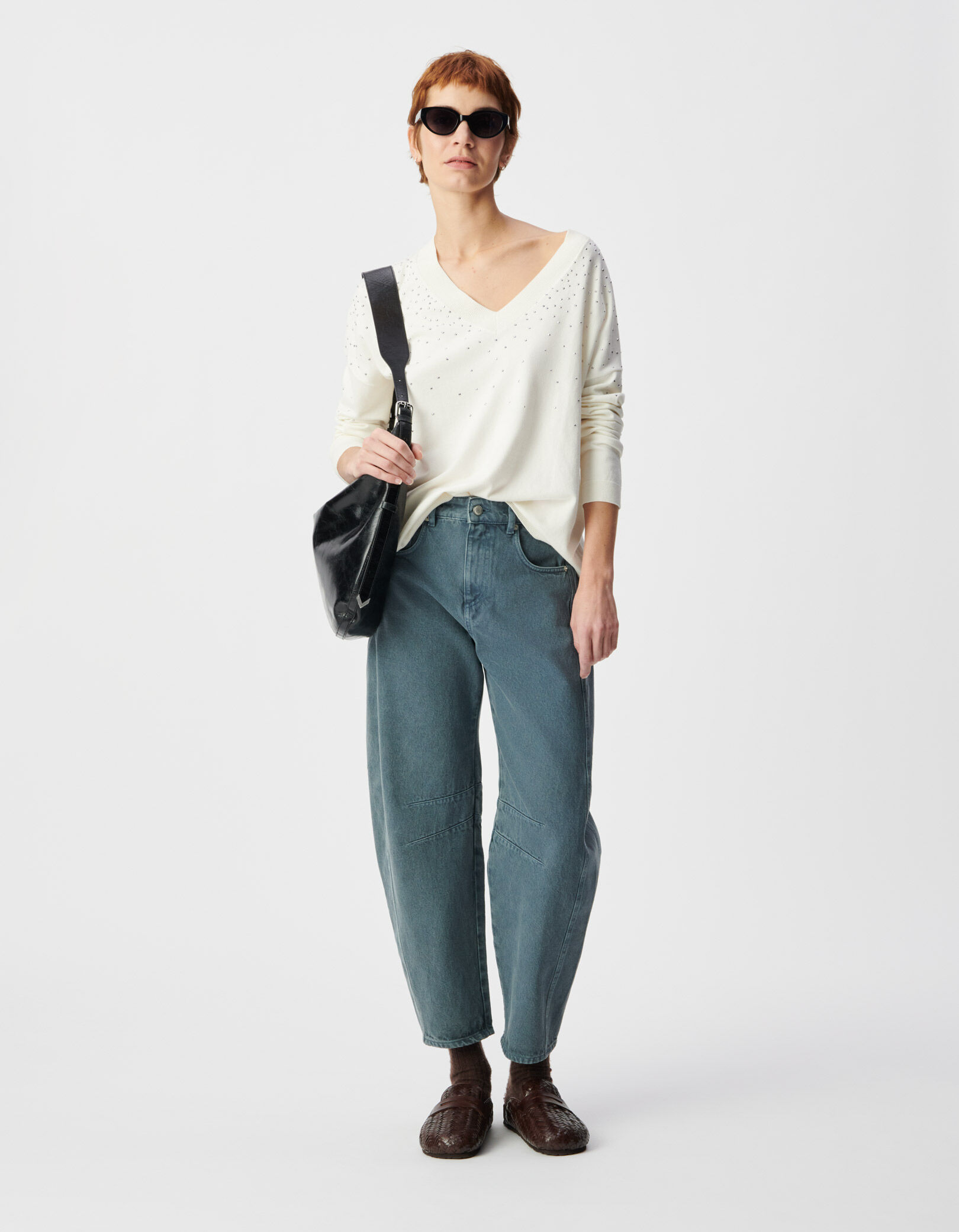Pull col V blanc tricot décor clous Femme
