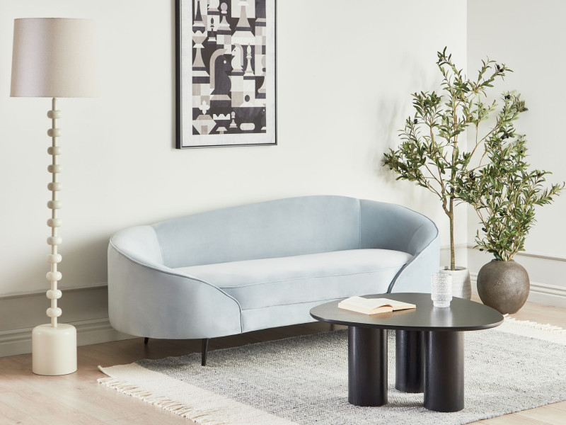 Sofa welurowa w stylu glamour niebieska błękitna