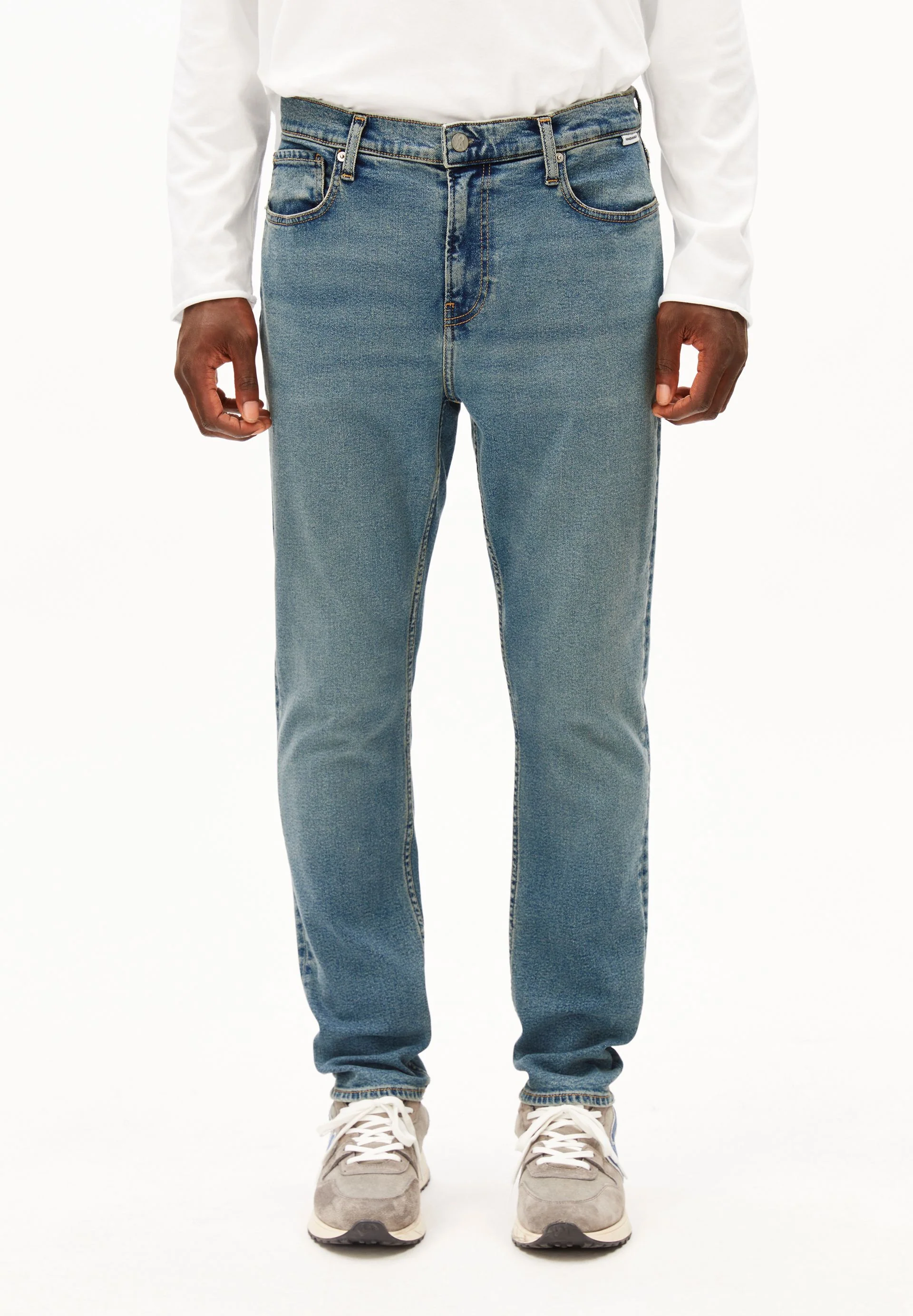 AARJO TARPA TAPERED JEANS