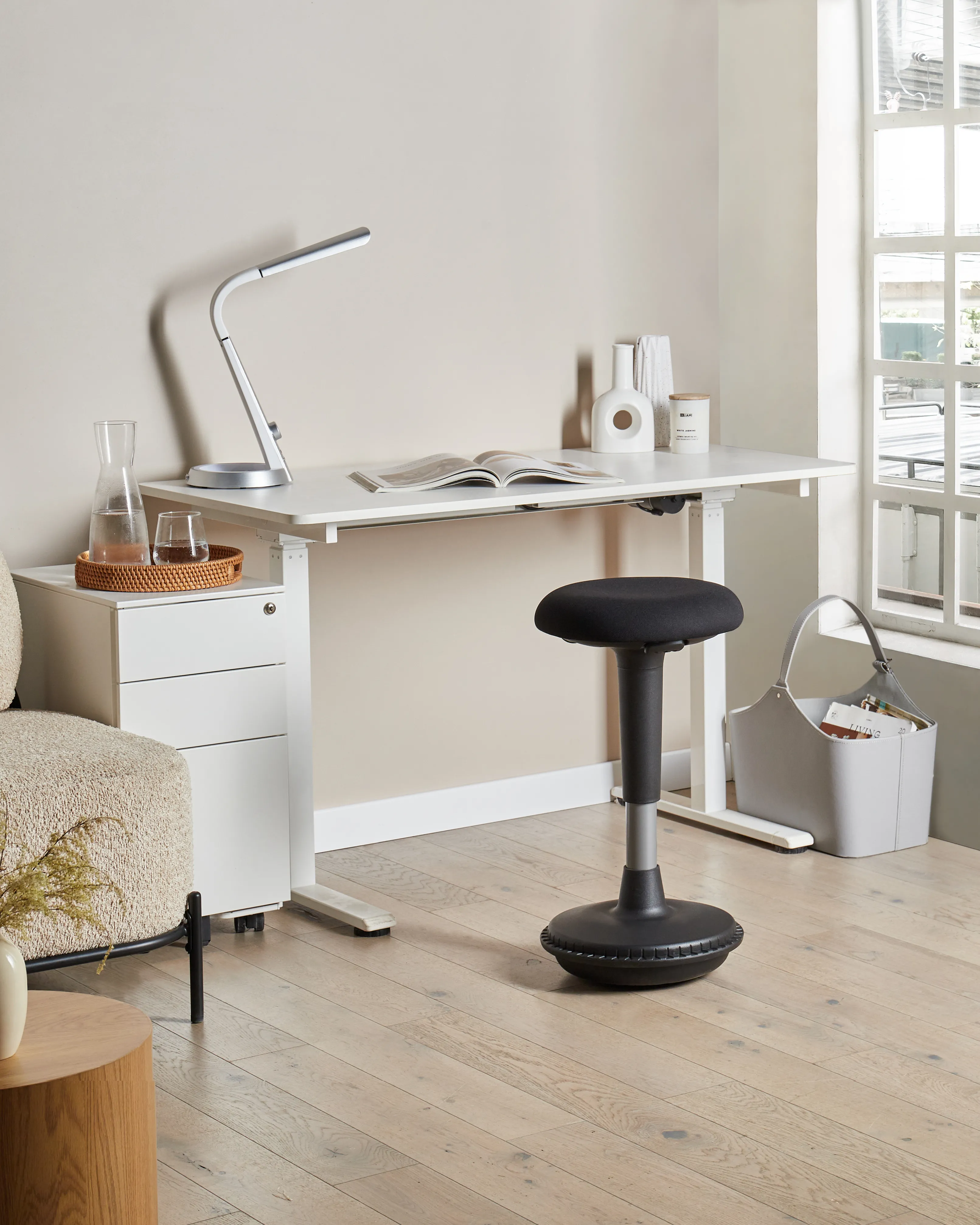Wobble Stool ESTELL Fabric Black