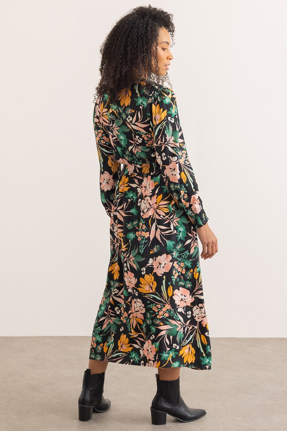 Klass. Bouquet Printed Long Sleeve Midaxi Dress