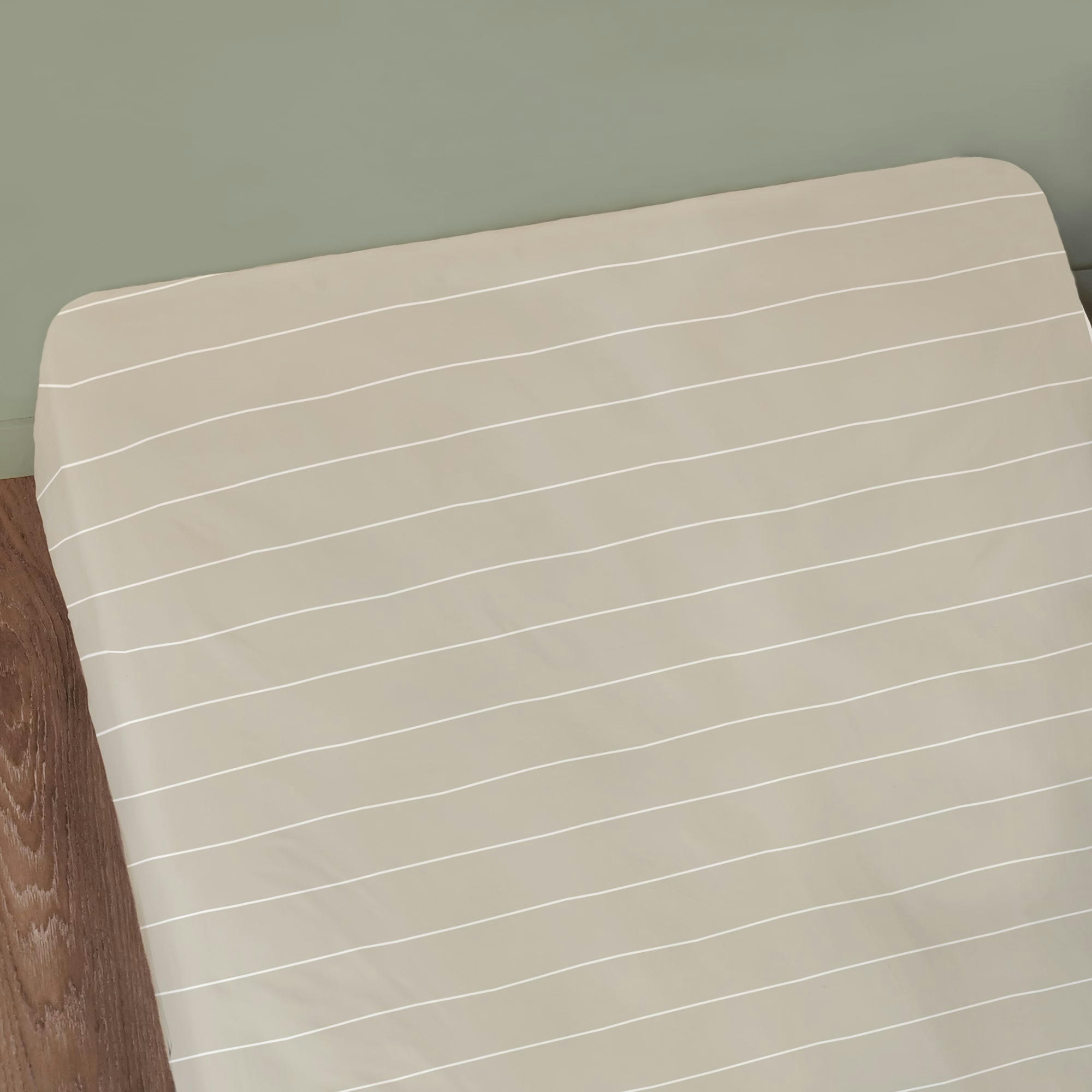 GREIGE STRIPES - Drap-housse imprimé en coton Grège 90x190/200cm - Bonnet 30cm