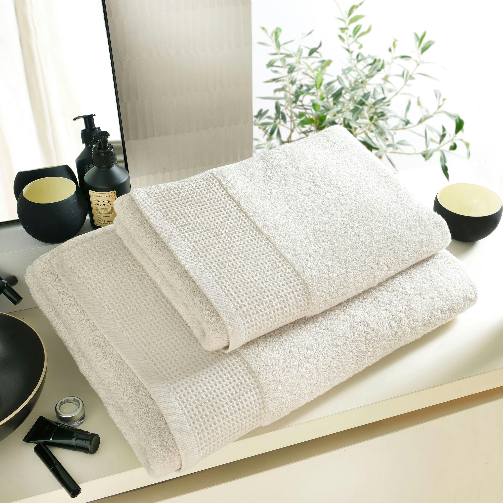 BEESPONGE - Serviette de toilette 50x90 blanc craie en coton 500 g/m²