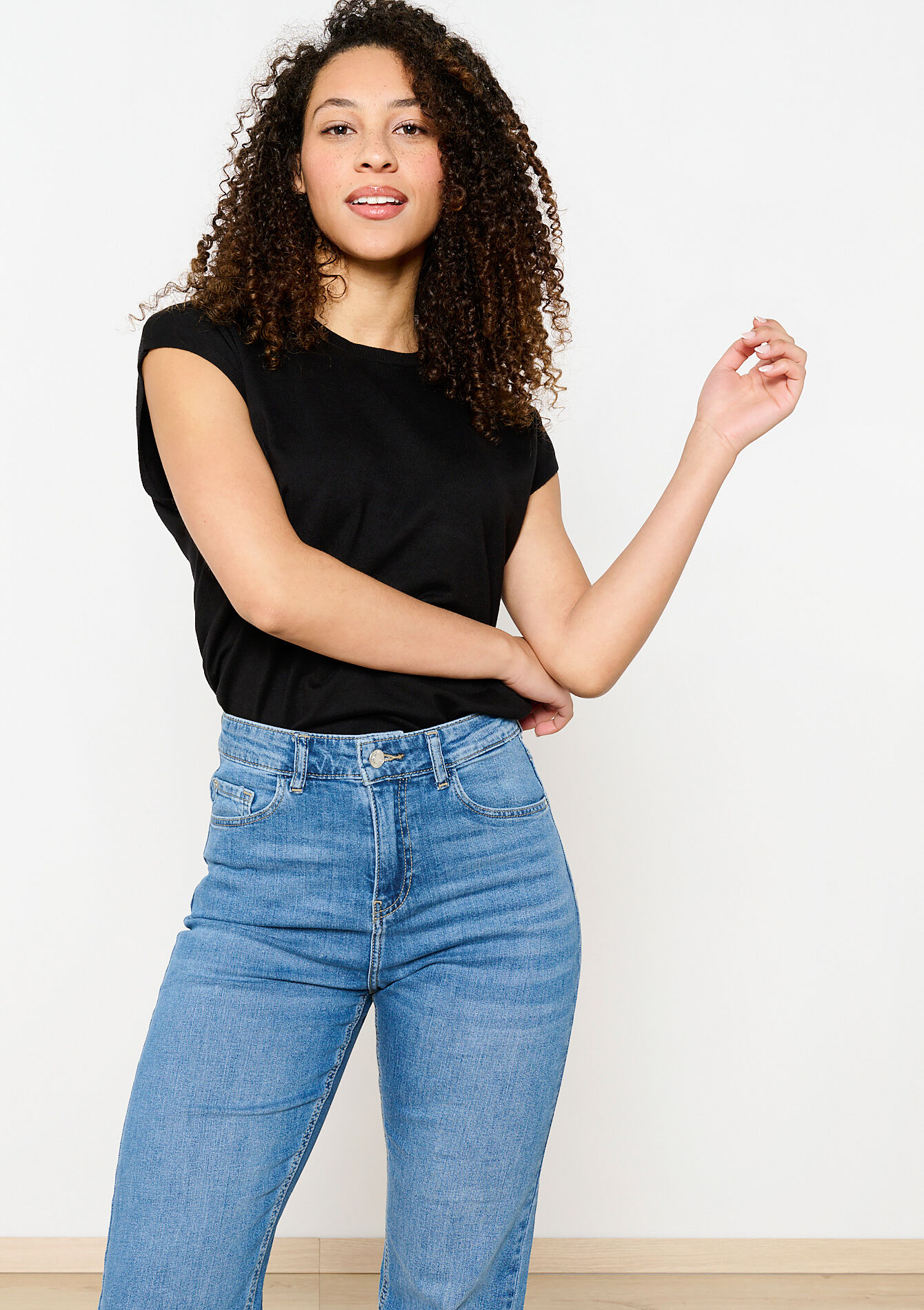 Lichte mouwloze trui