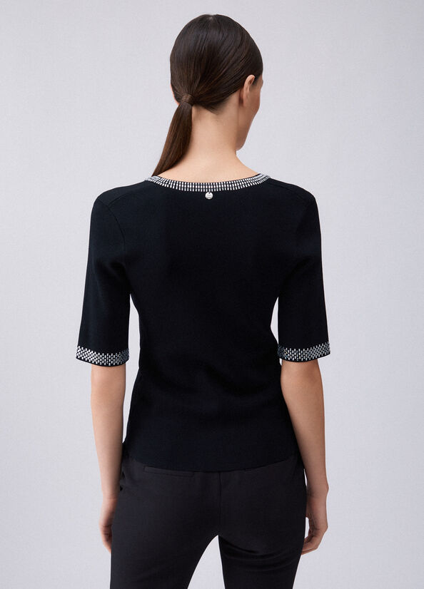 T-shirt in maglia con strass