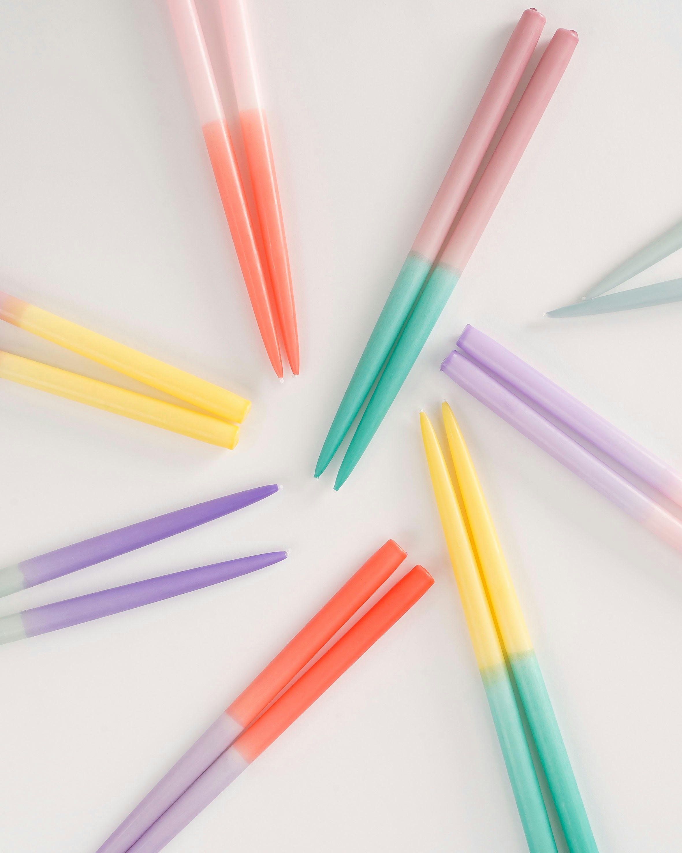 DIP-DYE - Lot de 4 bougies longue rose foncé