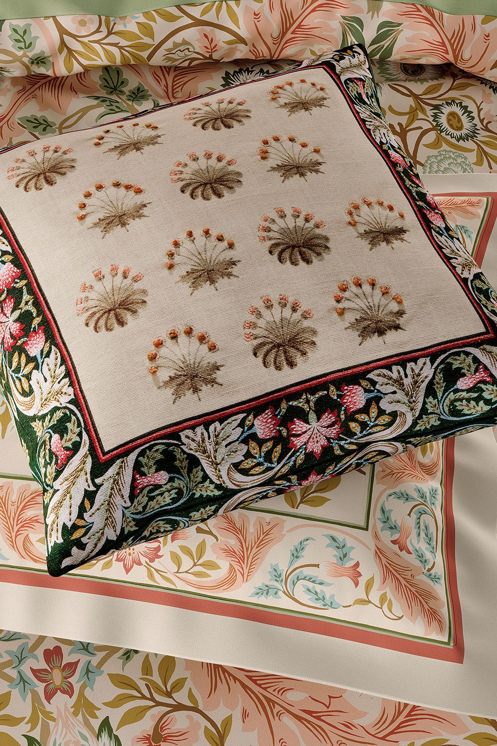 Morris & Co Daisy Tile' Cotton Slub Cushion