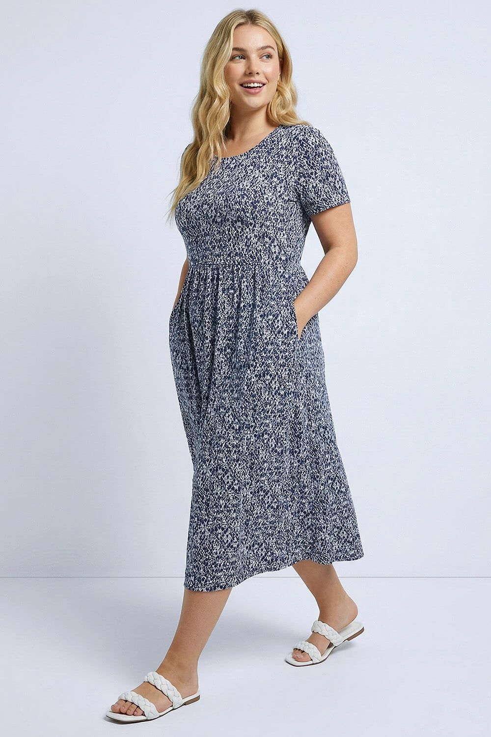 Roman Curve Abstract Print Pocket Midi Dress