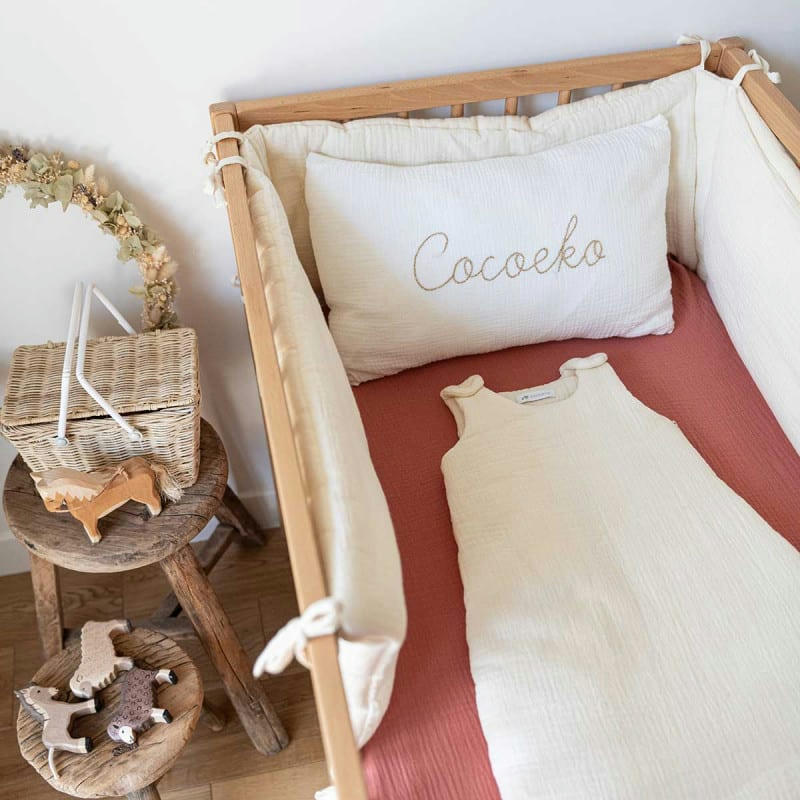 - Tour de lit en gaze de coton ecru